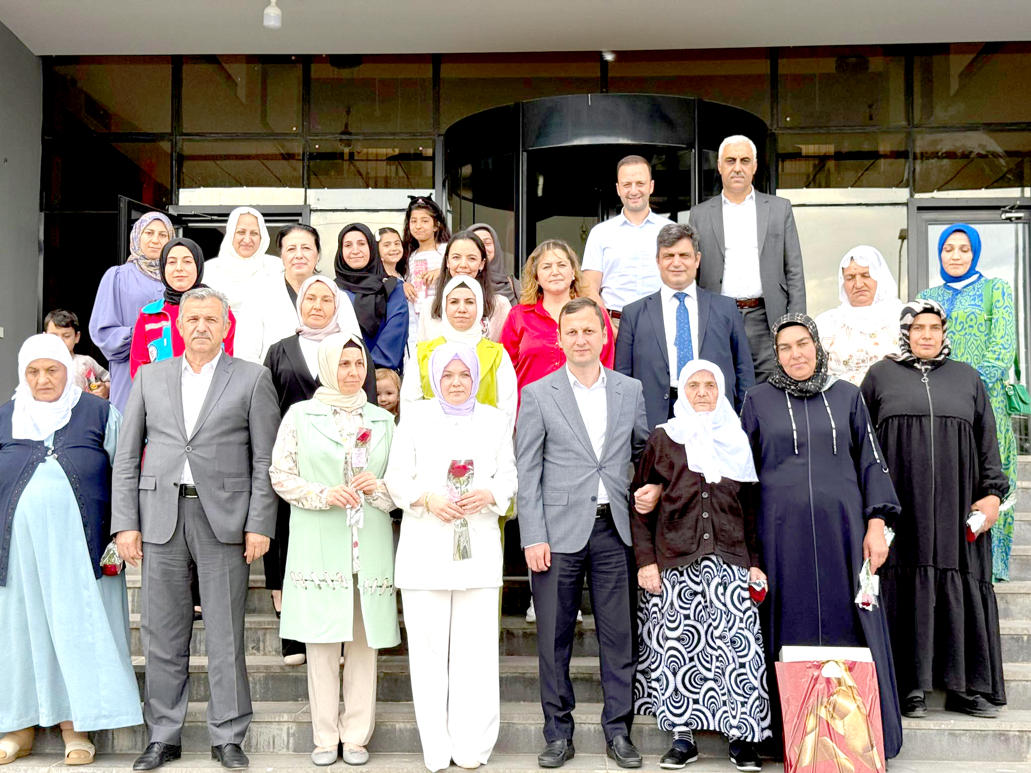 Anneler Günü’nde Şehit Anneleri unutulmadı