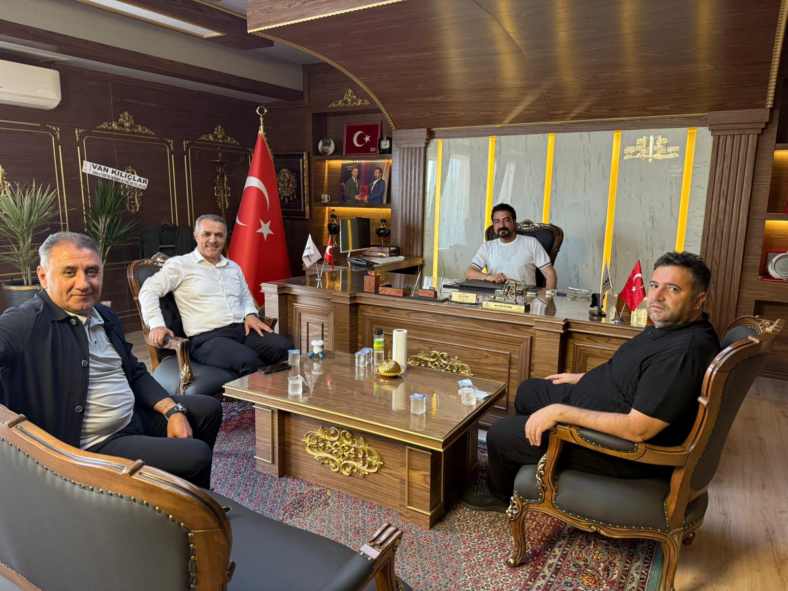 AK Parti İl Başkanı Hüseyin Şansi’den Burak Gross yönetimine ziyaret