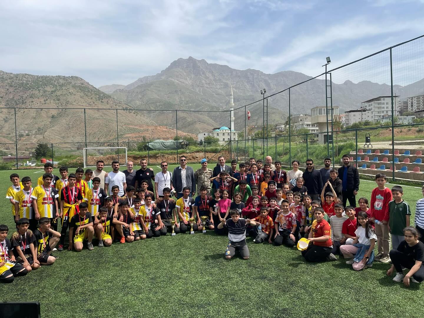 Sason’da Ortaokullar Arası Futbol Turnuvası Tamamlandı