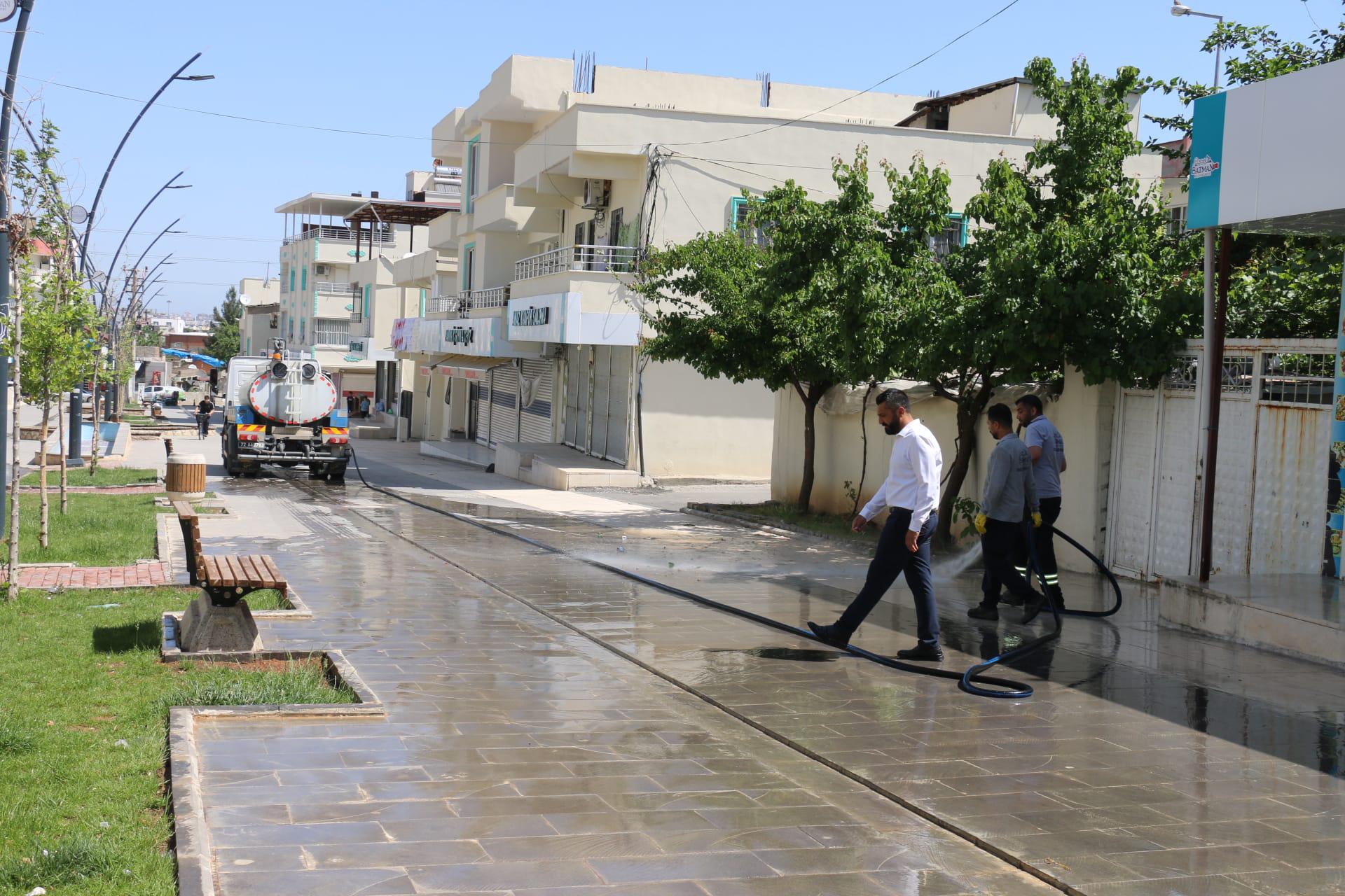 “Mahallemiz Tertemiz” Kampanyasının İkinci Durağı Petrolkent Mahallesi Oldu