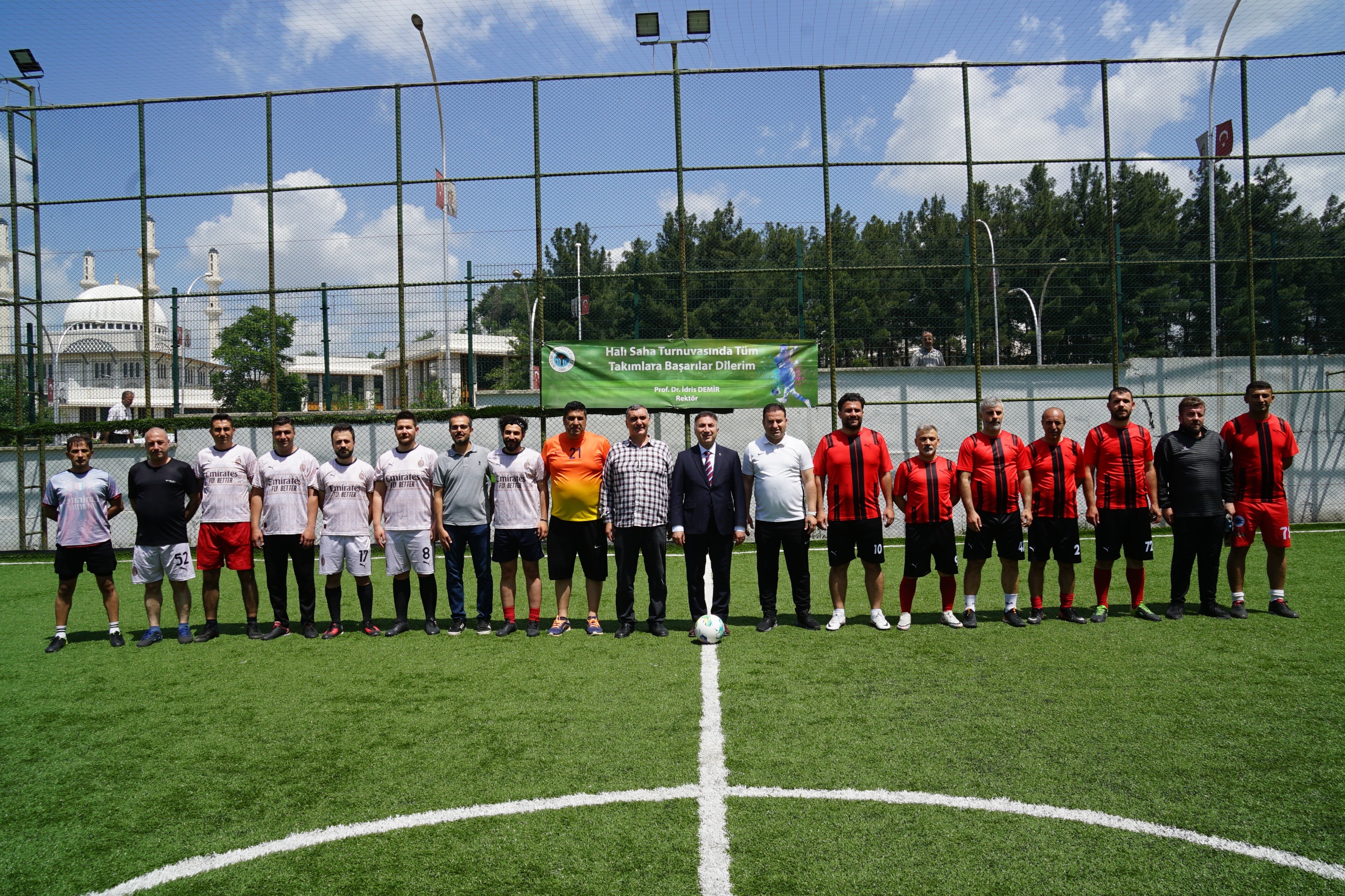Batman Üniversitesi’nde Futbol Turnuvası Başladı