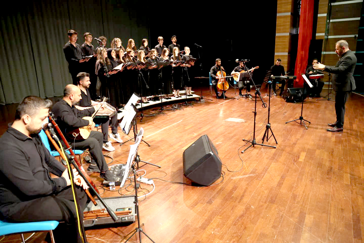 Güzel Sanatlar Korosu Yozgat’ta konser verdi