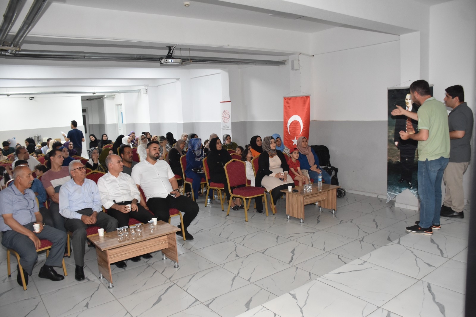 Yabancı Uyruklu Ailelere Yönelik Aile Bilgilendirme Toplantısı Yapıldı