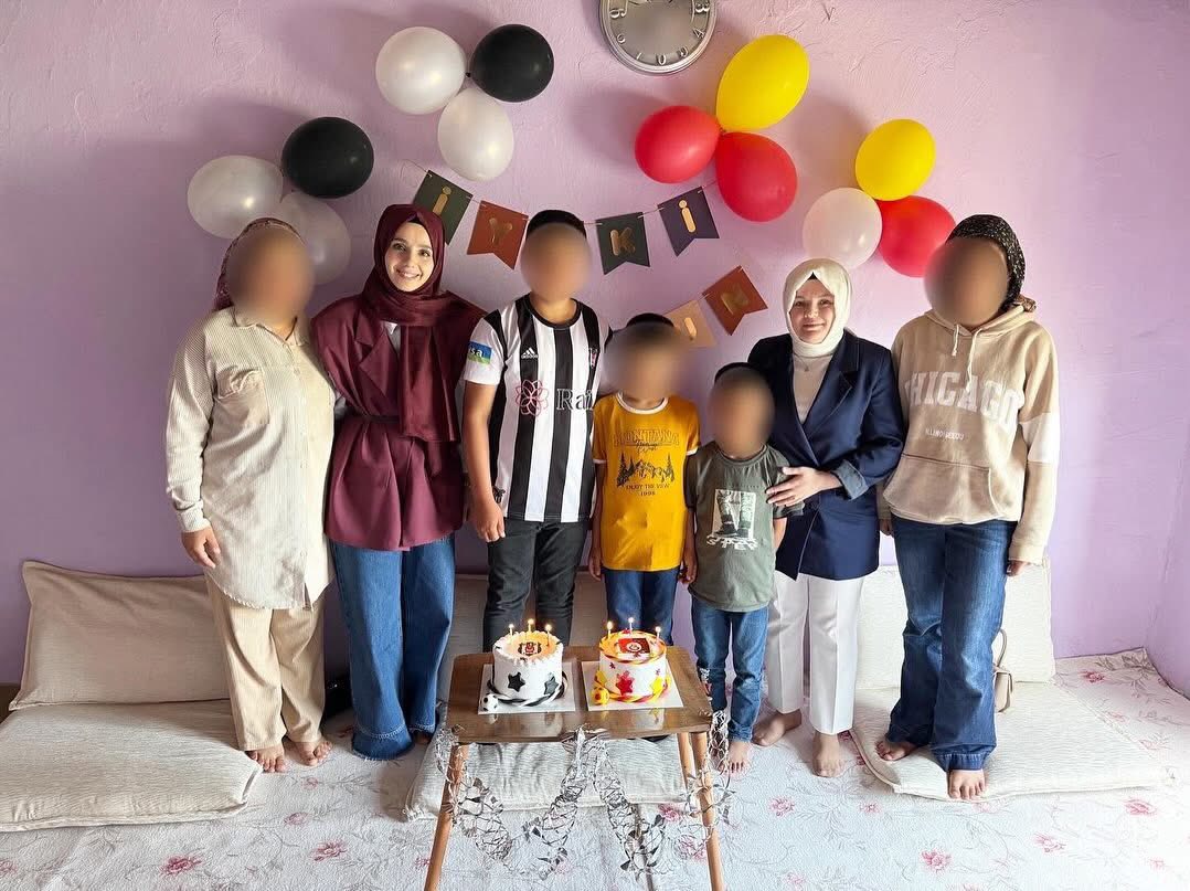 Öksüz ve Yetim Çocuklara Doğum Günü Sürprizi