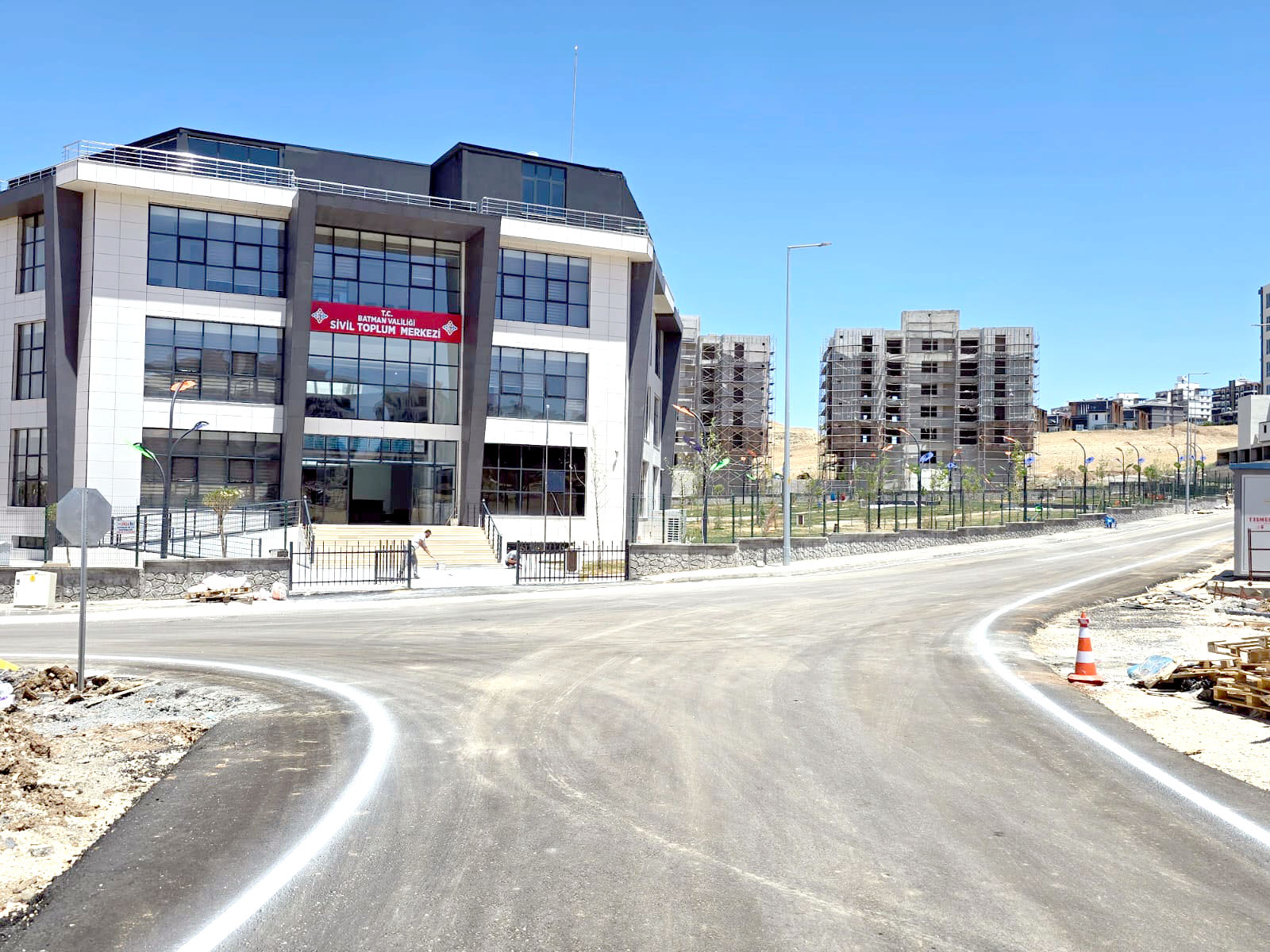 STM yolunda çizgiler tamamlandı