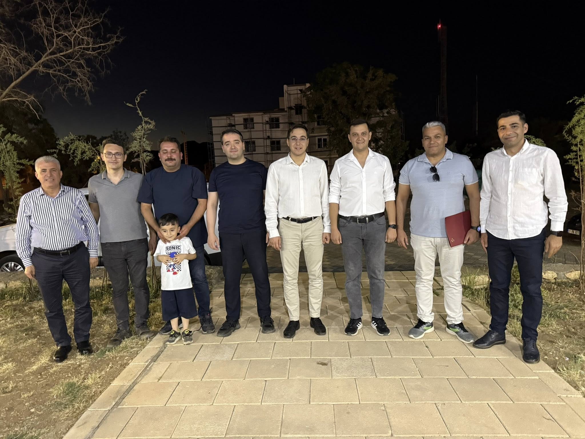 Gercüş’te Jandarma Komutanı ve Emniyet Amirine veda yemeği