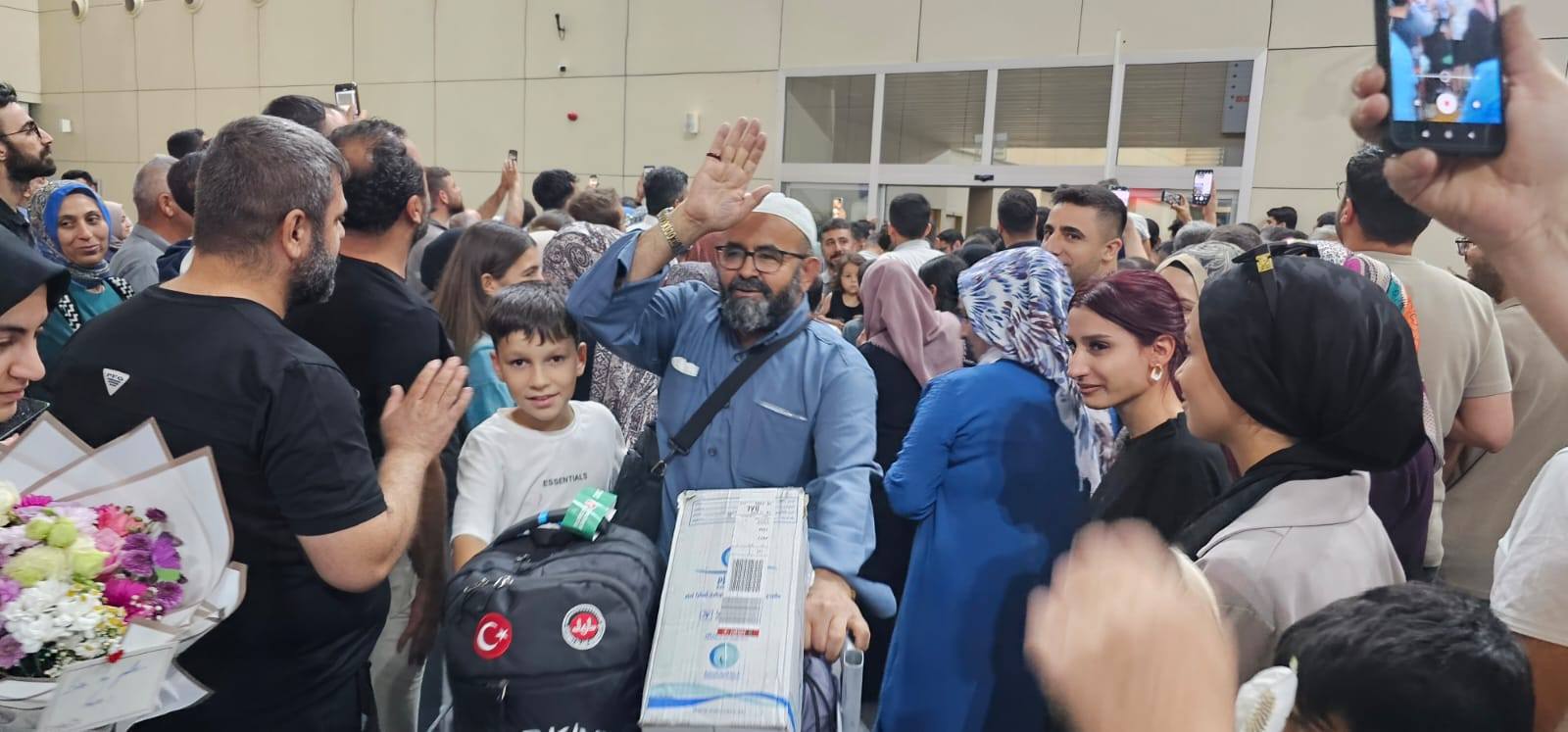 Batman’lı Hacılar kutsal topraklardan döndü