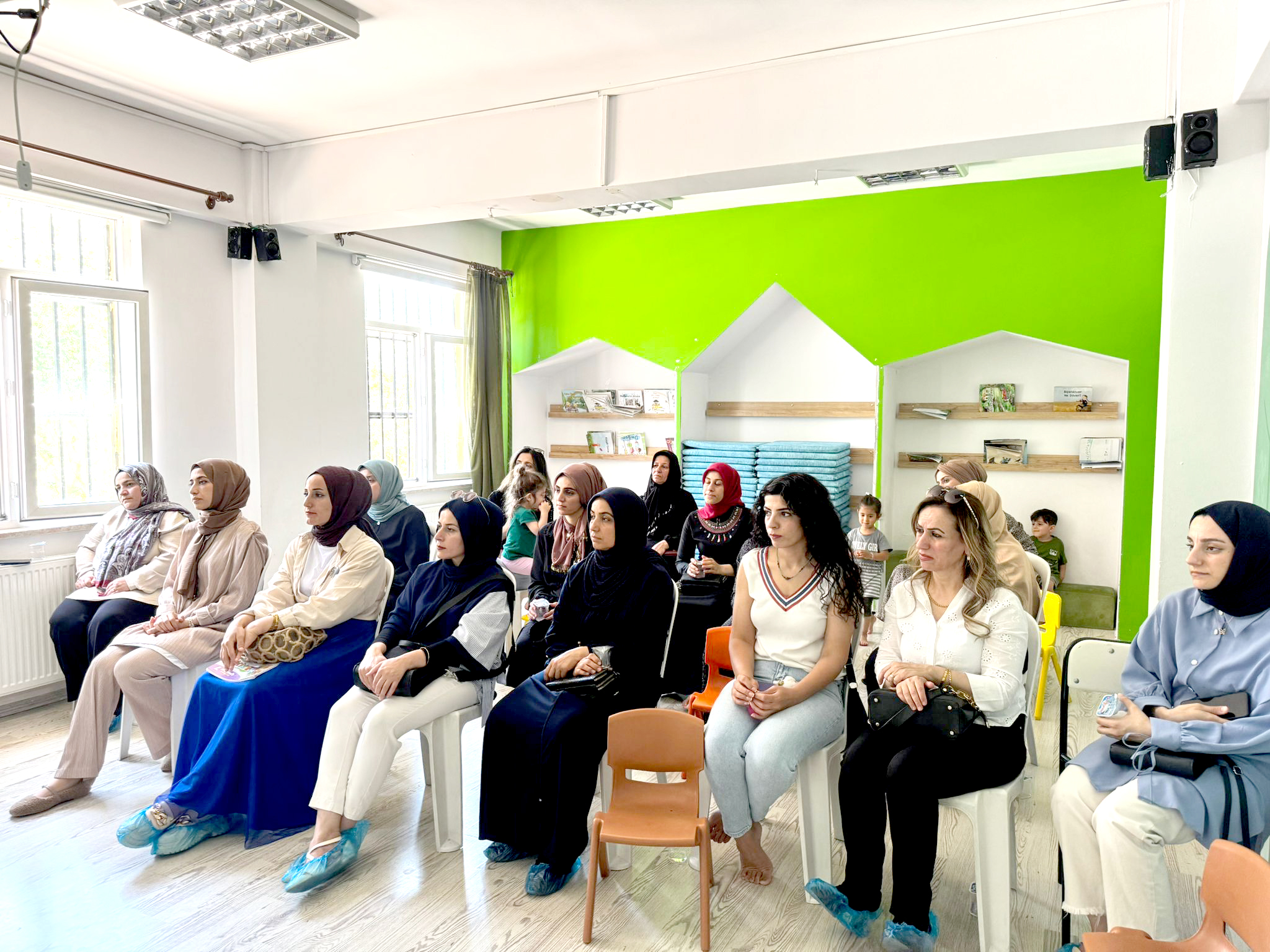 Çamlıtepe Anaokulu’nda Ebeveynlere Mahremiyet Eğitimi Semineri