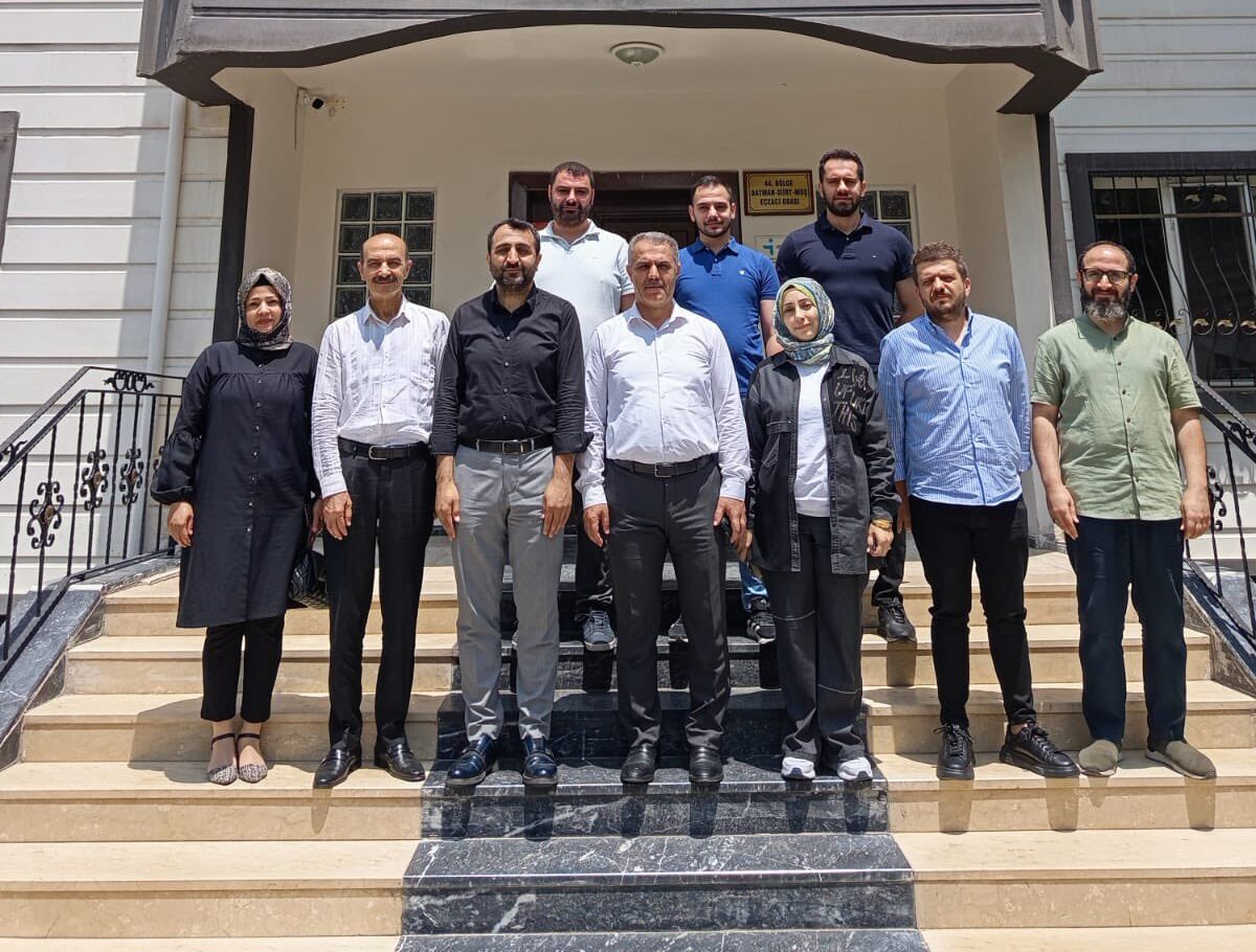 AK Parti İl Başkanı Hüseyin Şansi’den 44. Bölge Eczacı Odası’na Ziyaret