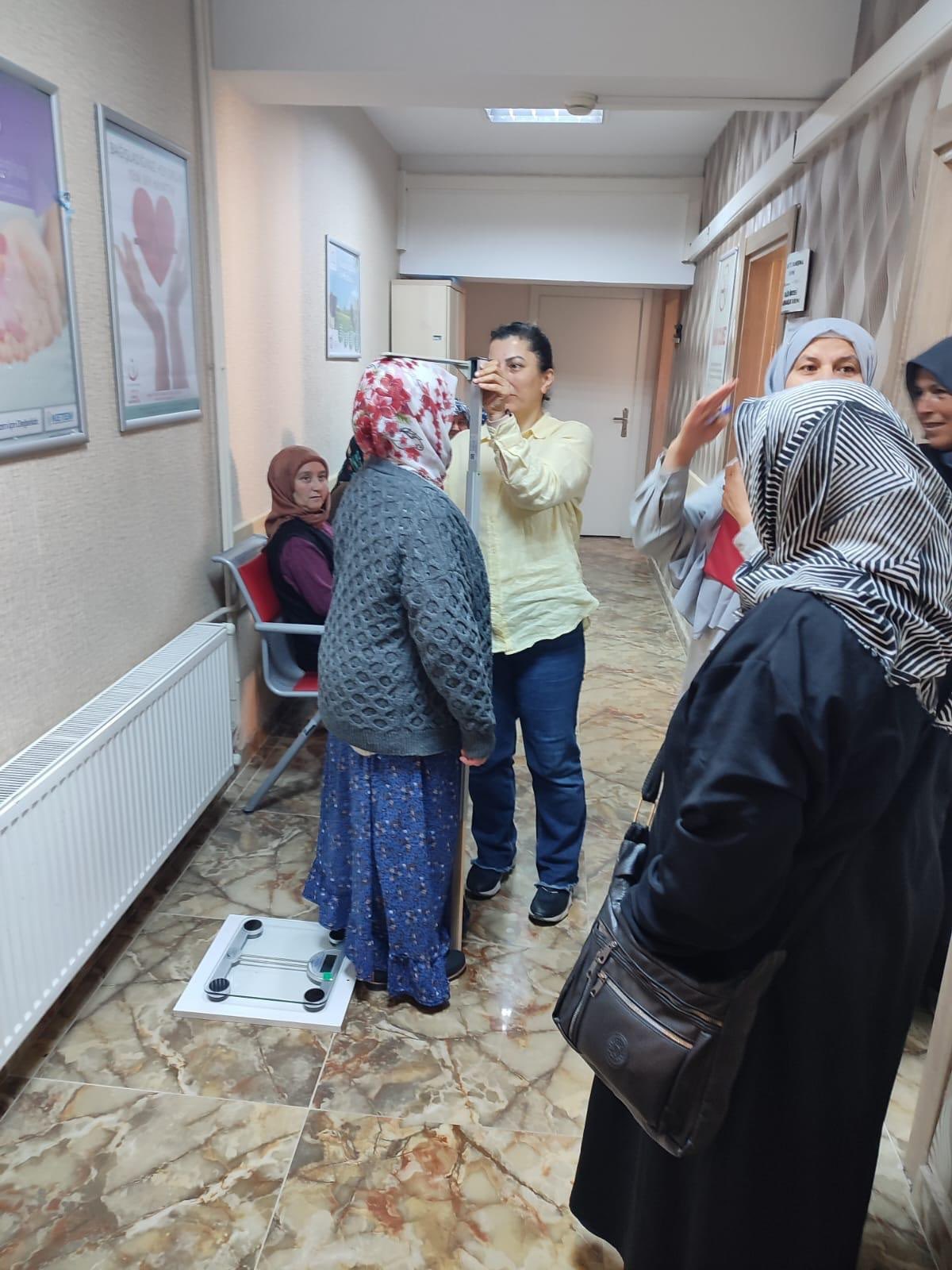 “İdeal Kilonu Öğren, Sağlıkla Yaşa” Kampanyası Batman’da sürüyor