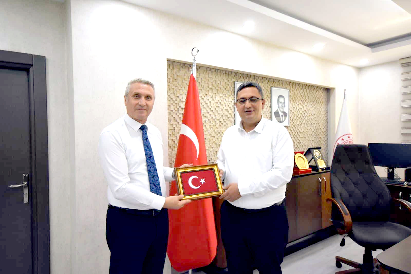 Vali Yardımcısı Ersöz’den İl Milli Eğitim Müdürü Ciğer’e veda ziyareti