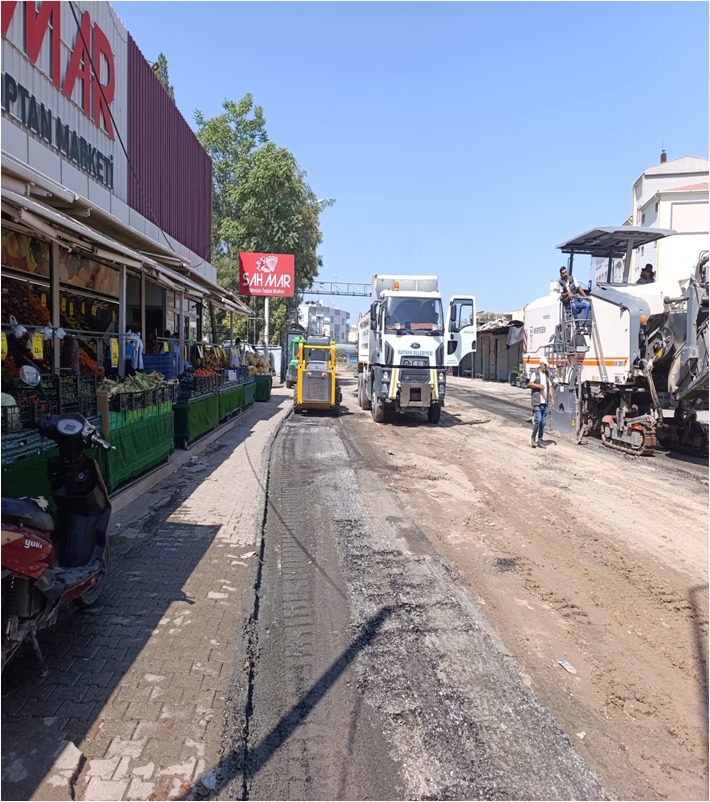 4 mahalleyi birbirine bağlayan yol asfaltlandı