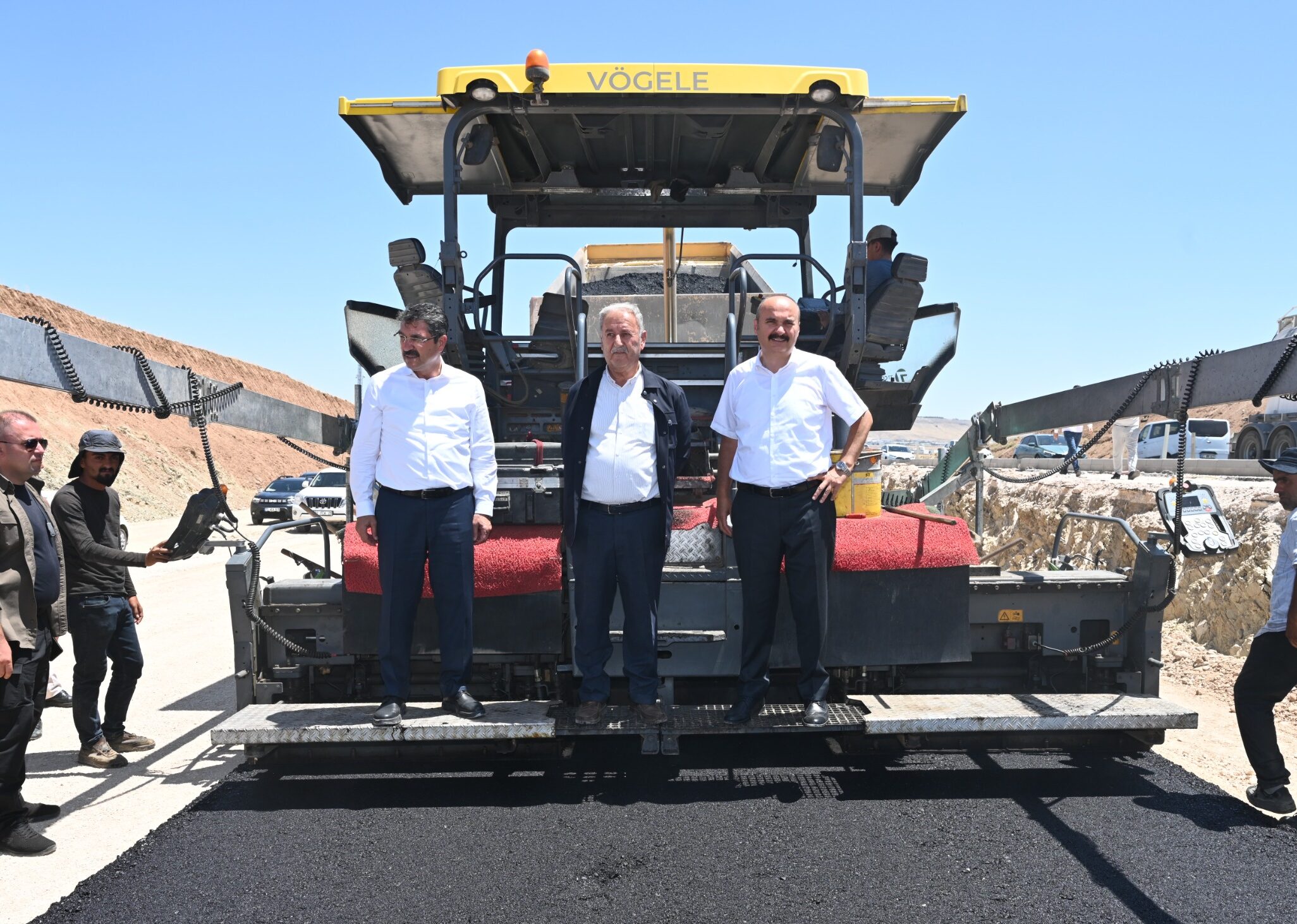 Nasıroğlu: “Batman’a avrupa standartlarında yol kazandırıyoruz”