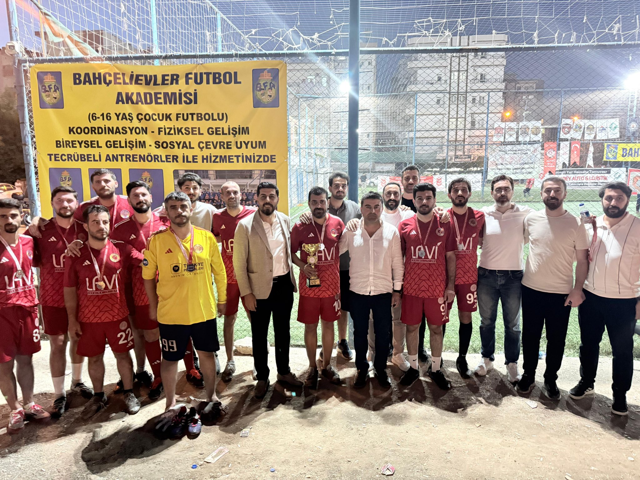 Batman Barosu Futbol Takımı Turnuvayı İkinci Tamamladı