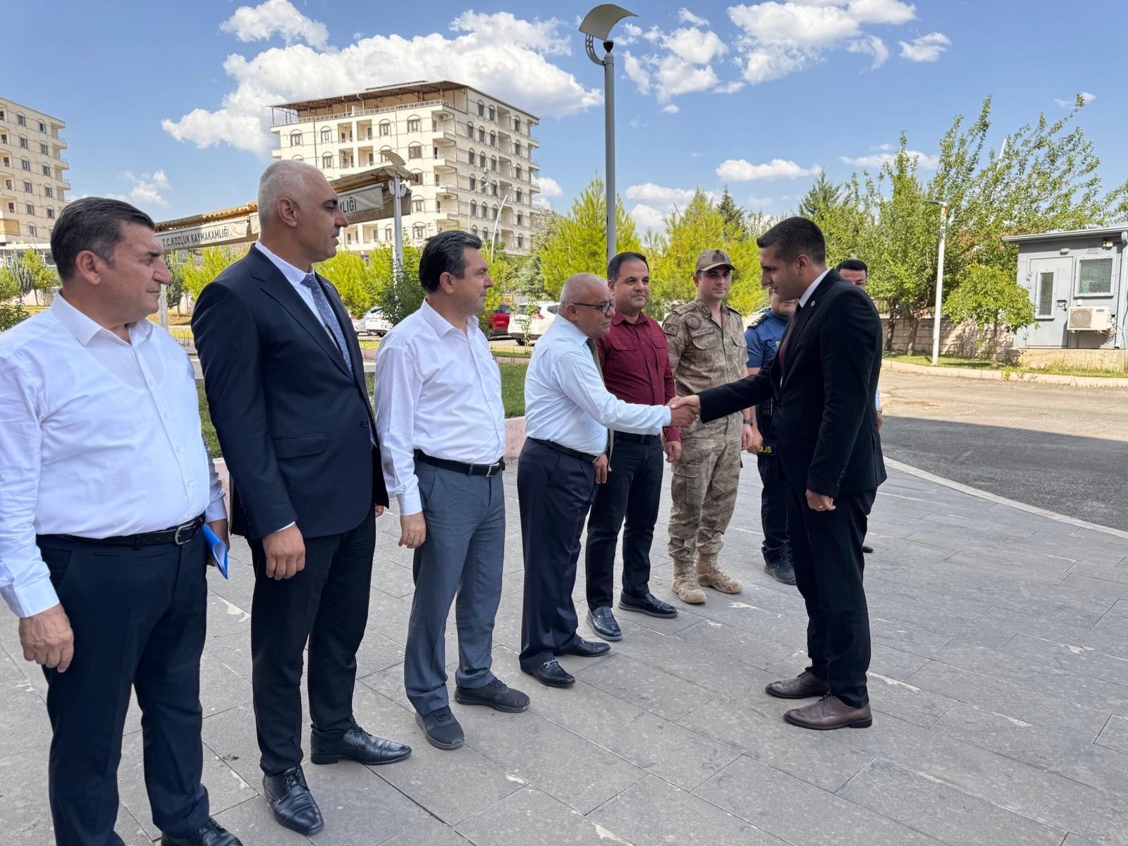 Kozluk Kaymakamlığına Atanan Ümit Fırat Böçkün görevine başladı