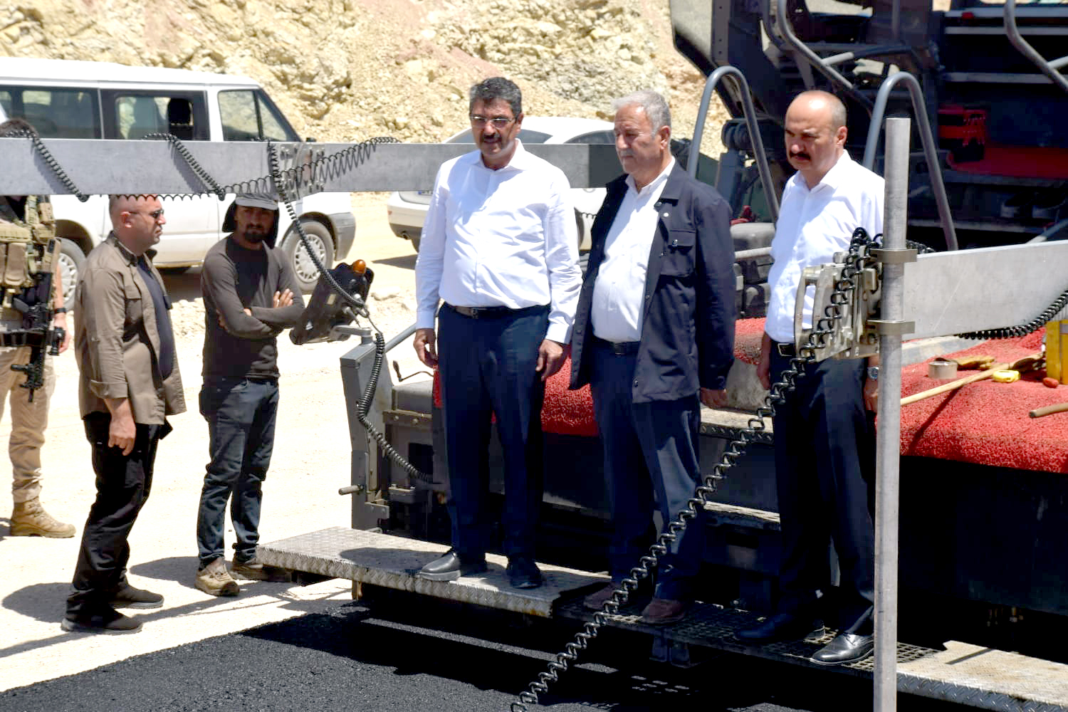 Nasıroğlu: “Batman’a Avrupa Standartlarında Yol Kazandırıyoruz”