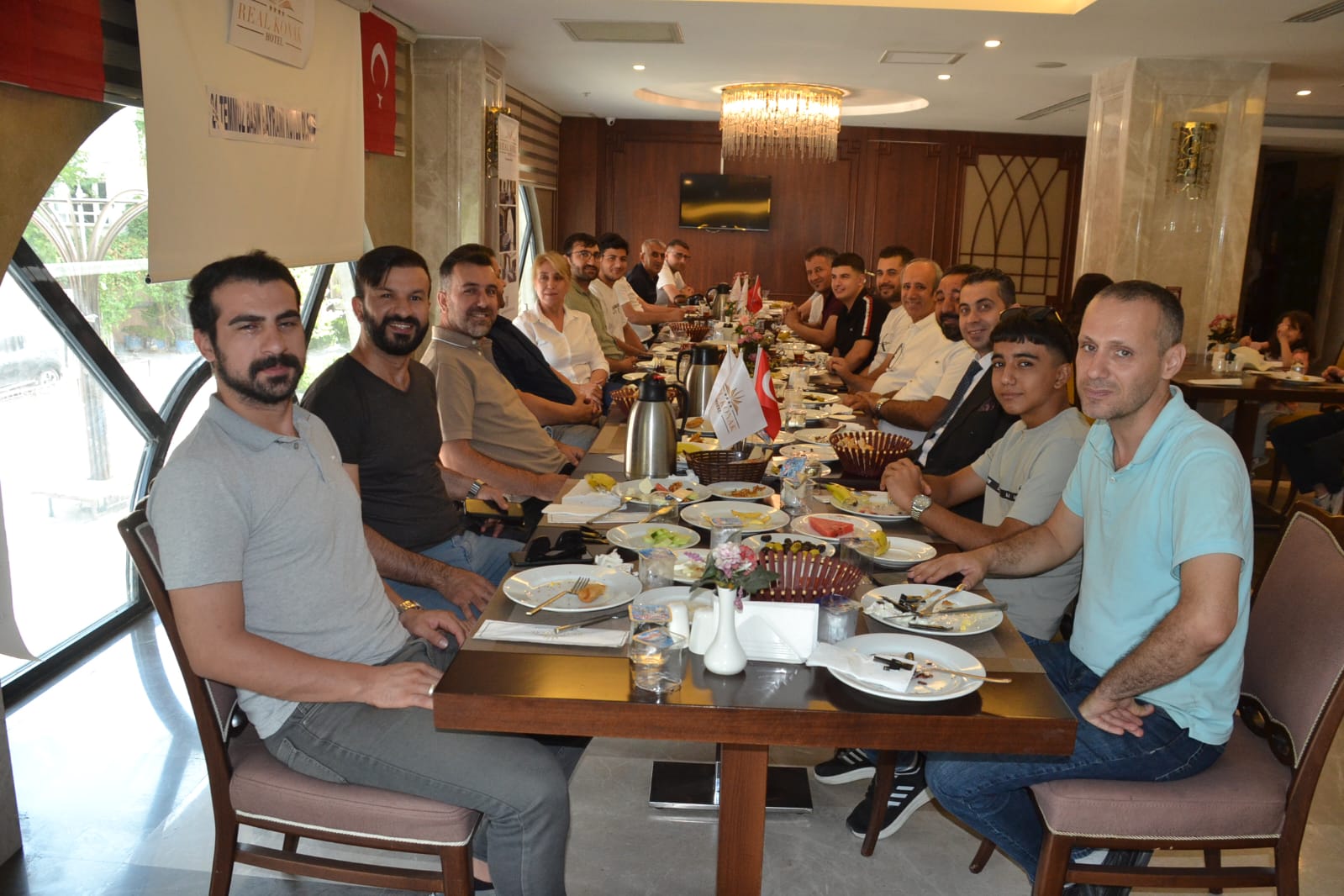 Real Konak Hotel’den Gazetecilere anlamlı kahvaltı