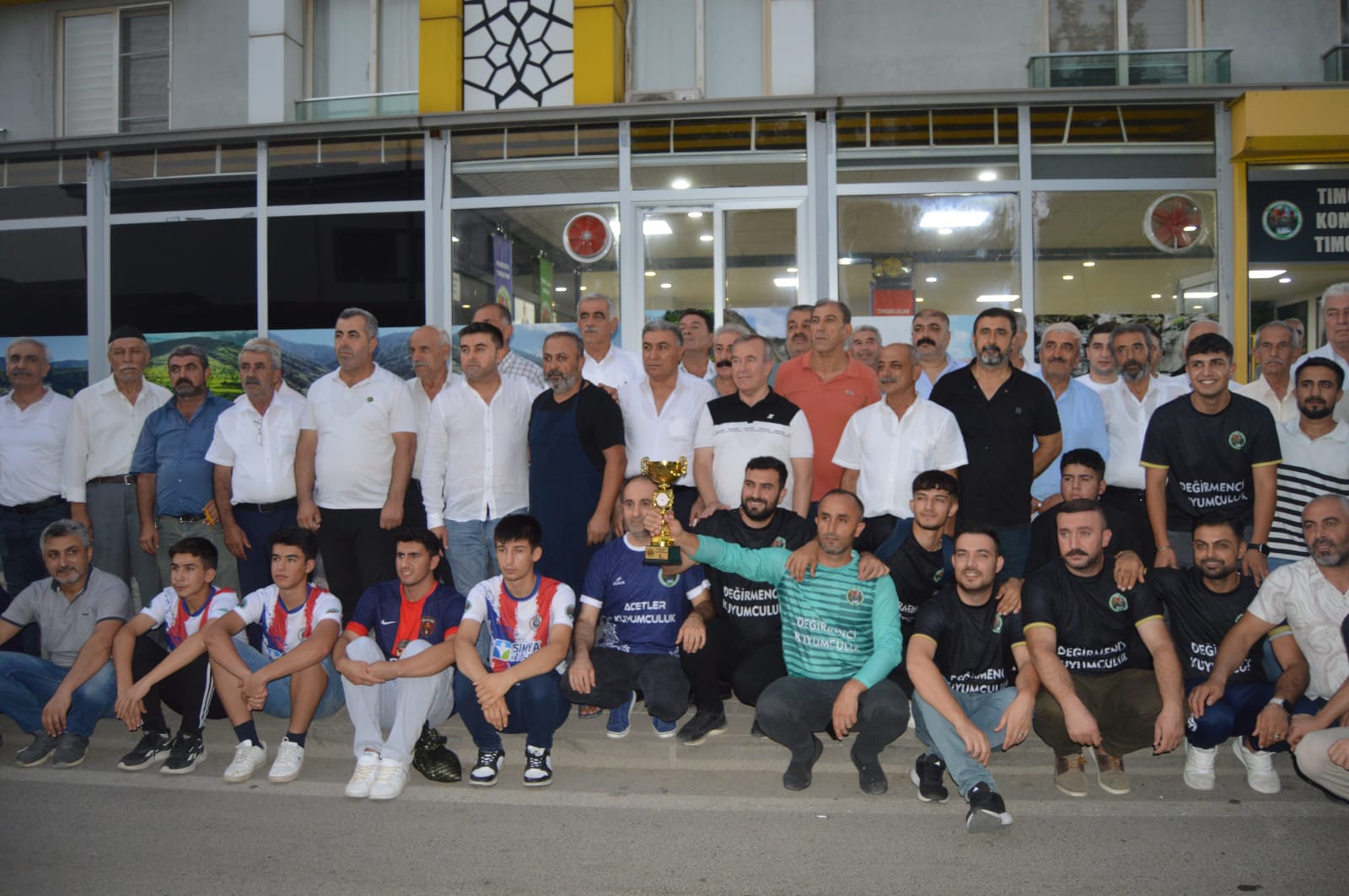 Timoklular Derneği’nden Turnuva Onuruna Anlamlı Program