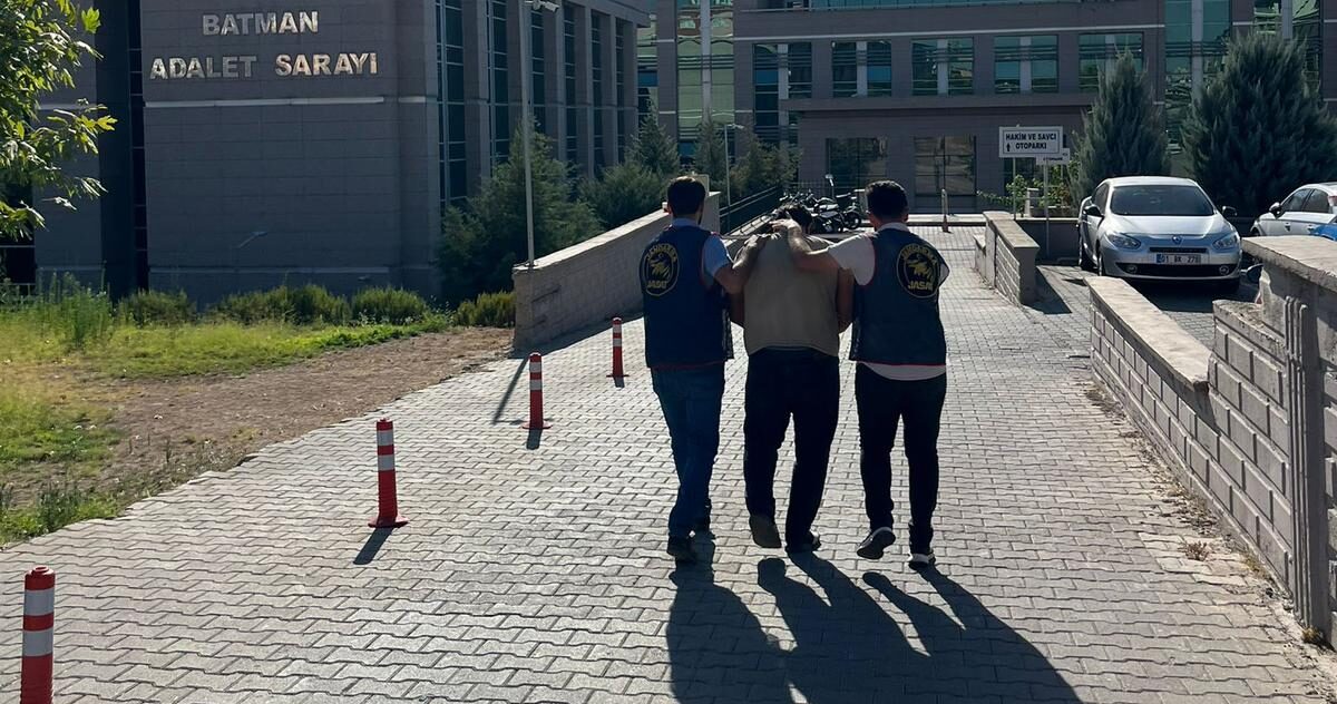14 Yıl Hapis Cezası Bulunan Hırsızlık Zanlısı JASAT Tarafından Yakalandı