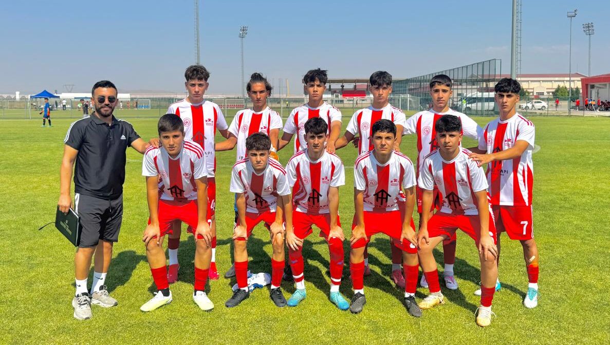 Futbolda Gol yemeden çifte şampiyonluk