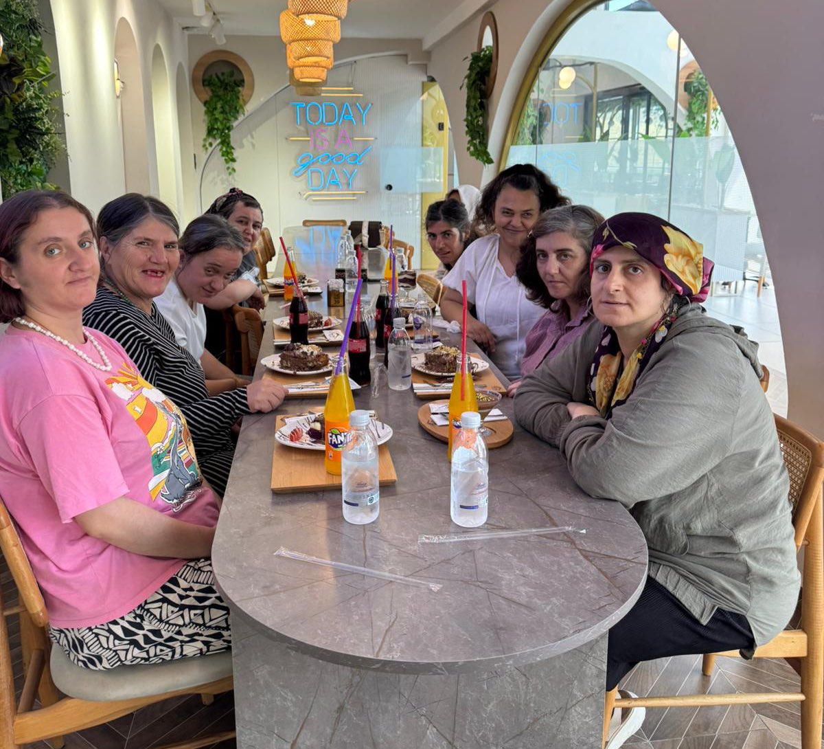 Özel gereksinimli bireylere moral etkinliği