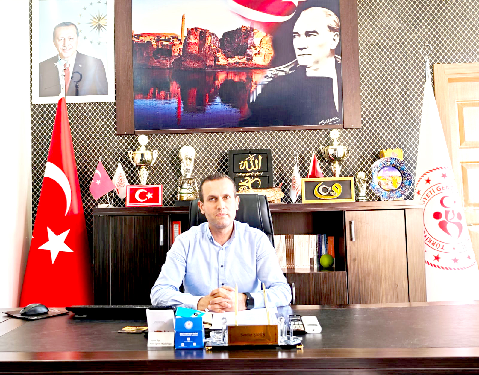 Şahin’den çiçek yerine Gazze’ye bağış çağrısı