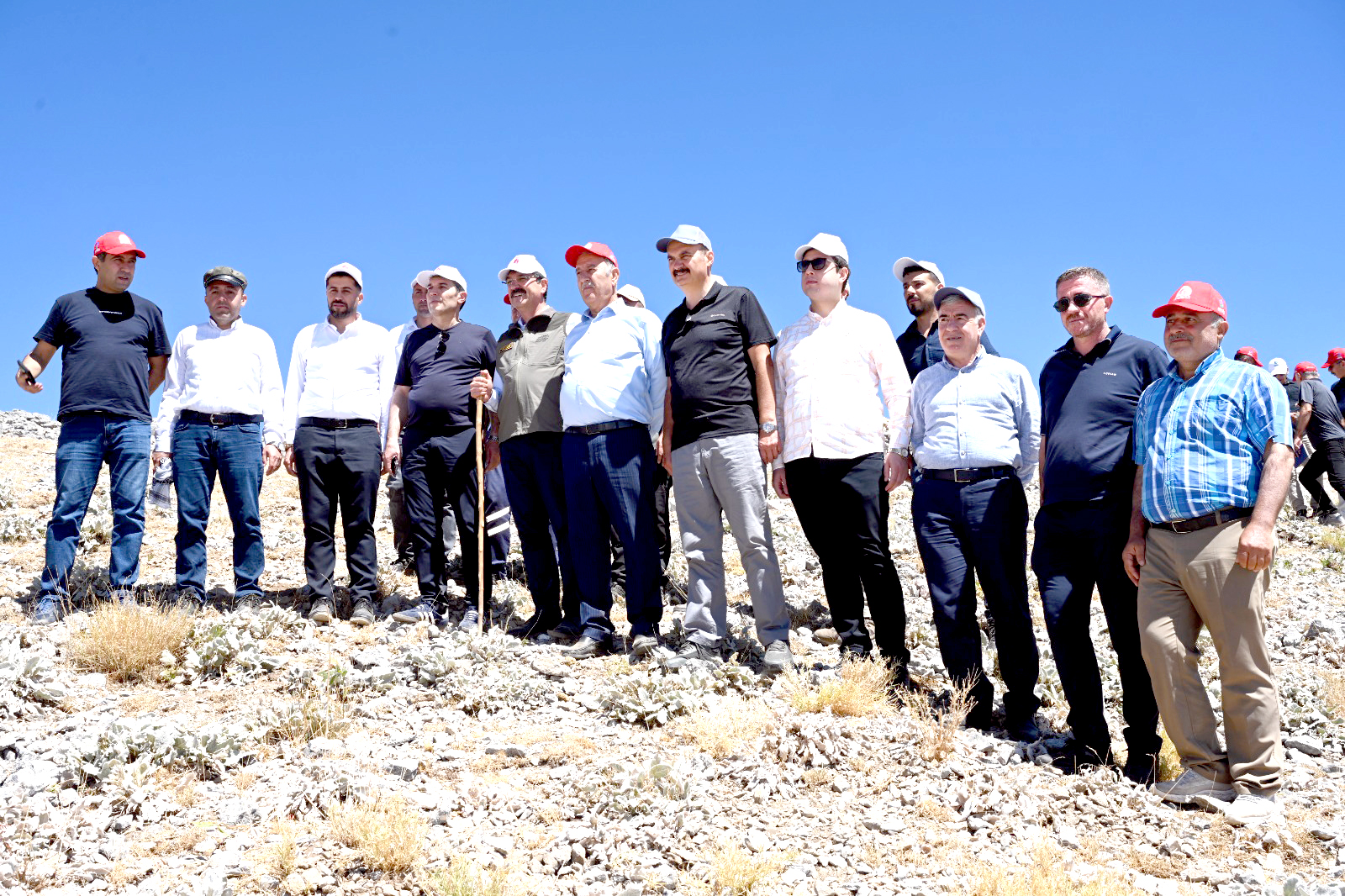 Mereto Dağı’na Çıkan Yolu Aydiş Madencilik İnşa Ediyor