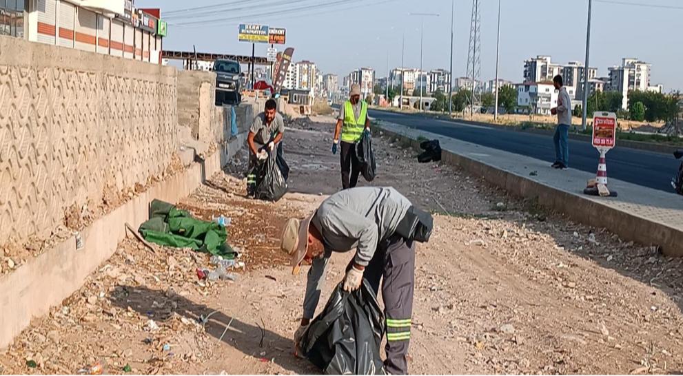 Hafta sonu 12 ton atık toplanarak bertaraf edildi