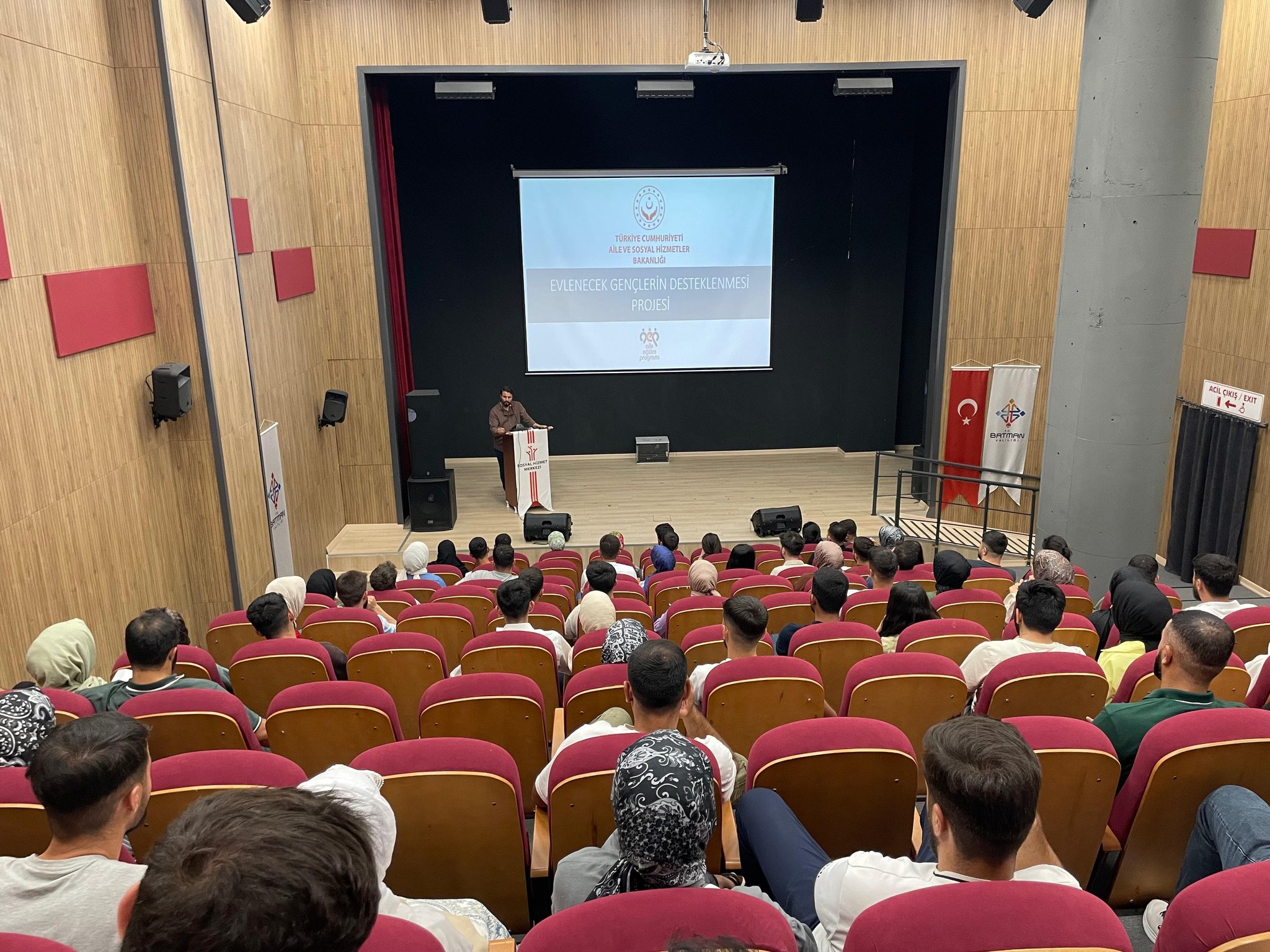 Gençler, Sağlıklı Evliliğe İlk Adımı Bilinçle Atıyor