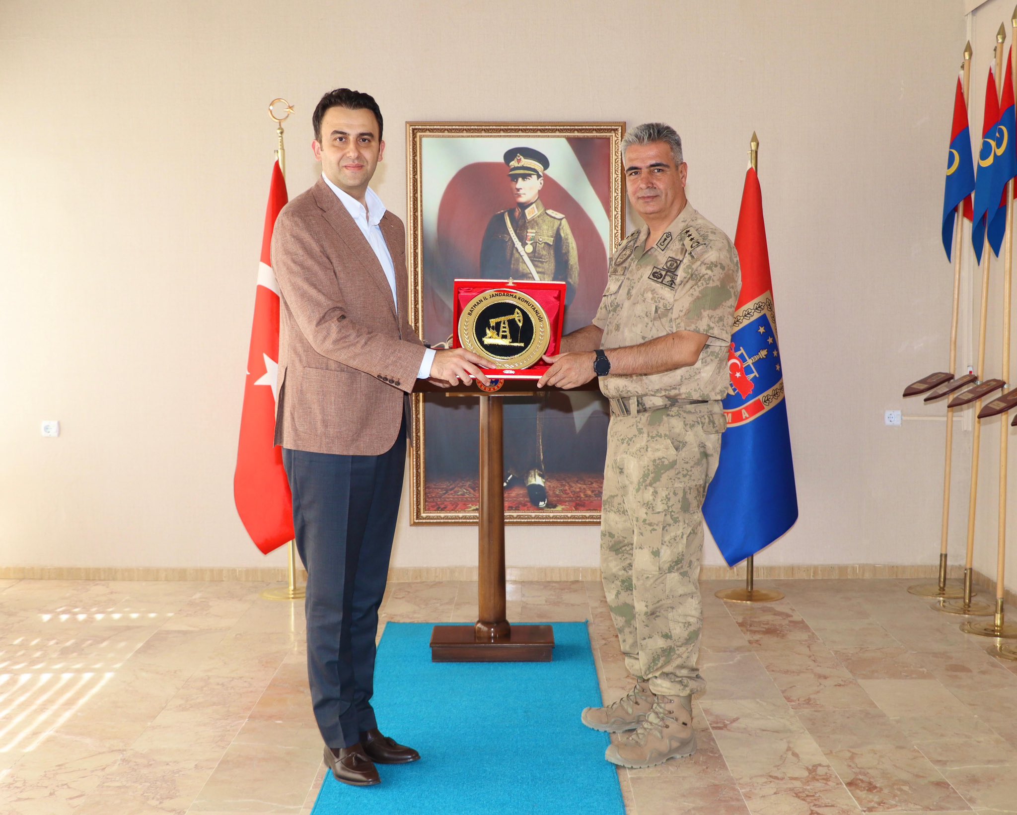 Kaymakam İmrak’tan İl Jandarma Komutanı Doğan’a Ziyaret