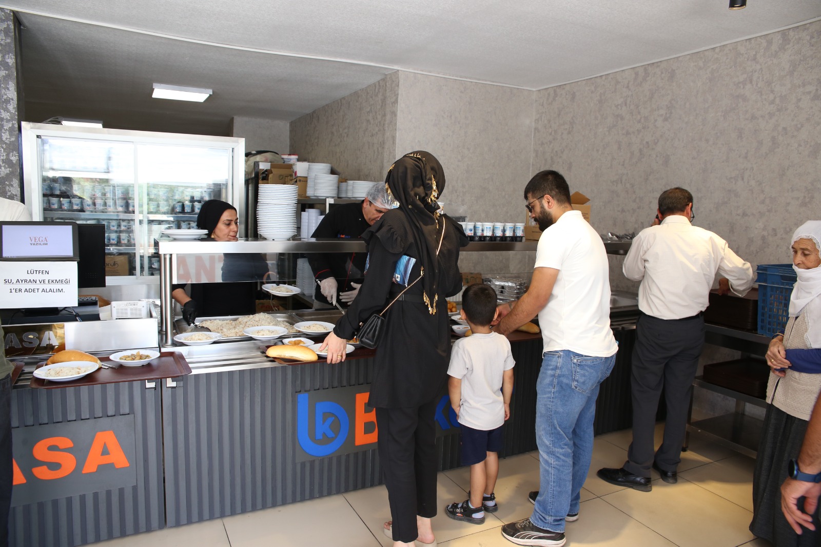 Belediyeden Halk Lokantalarında Uygun Fiyatlı Yemek Hizmeti