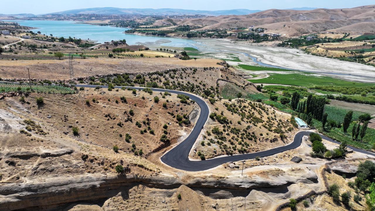 Sason’da Ulaşım Rahatlıyor: Gölbaşı Mezrasına Güvenli ve Konforlu Yol