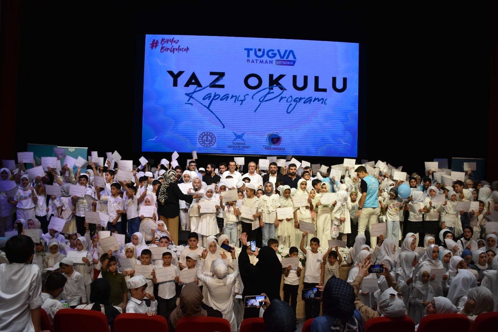 TÜGVA’dan Yaz Okulu Kapanış Töreni