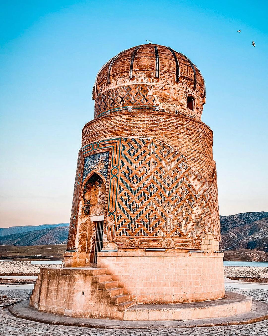 Batman’ın Tarihi Değerlerinden Biri: Zeynel Bey Kümbeti