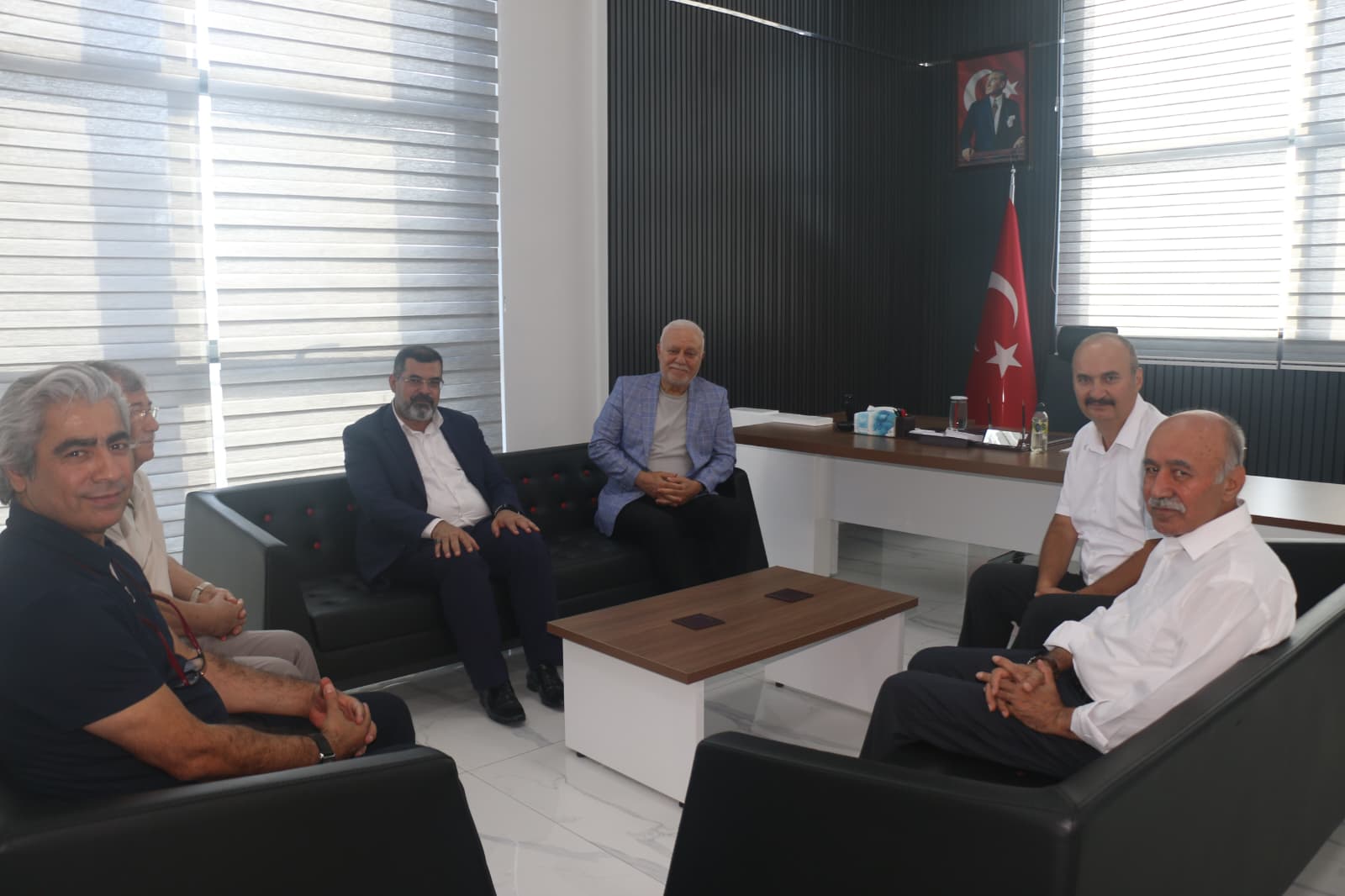 VALİ CANALP, HATİPOĞLU’NU MAKAMINDA KABUL ETTİ