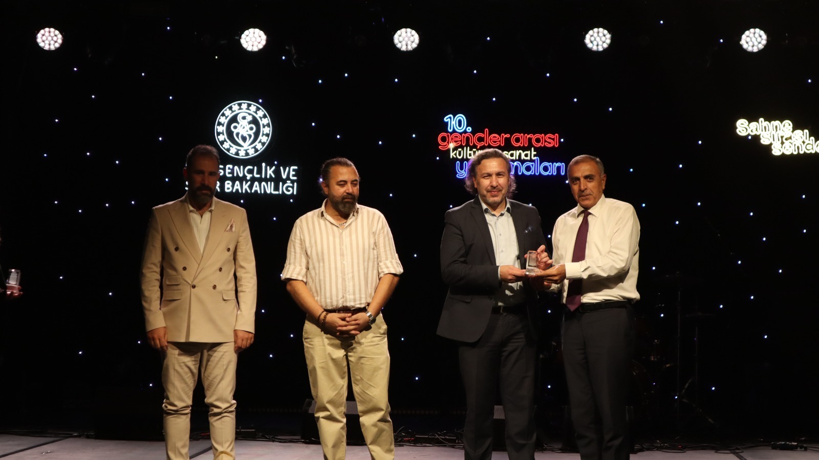 Batman’da Gençler Arası Ses Yarışması Bölge Finalleri Yapıldı