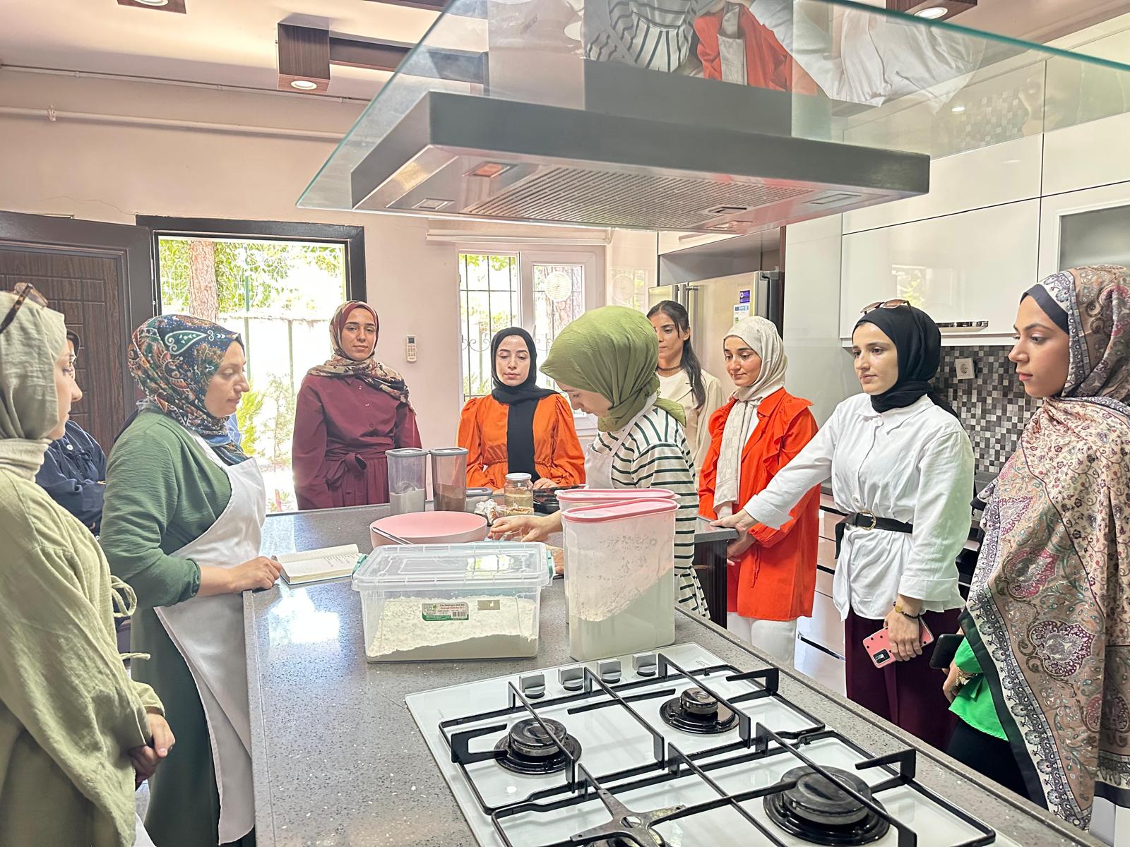 ADEM’ler Yaz Boyunca Batmanlı Kadın ve Gençlerin İkinci Evi Oldu