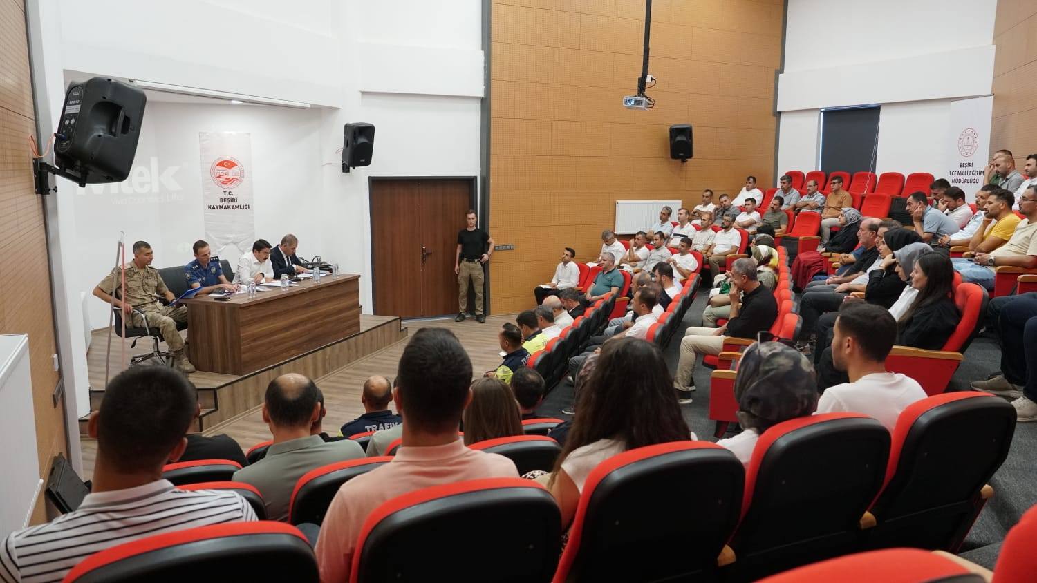 Beşiri’de 1. Dönem Güvenlik Tedbirleri Toplantısı Yapıldı