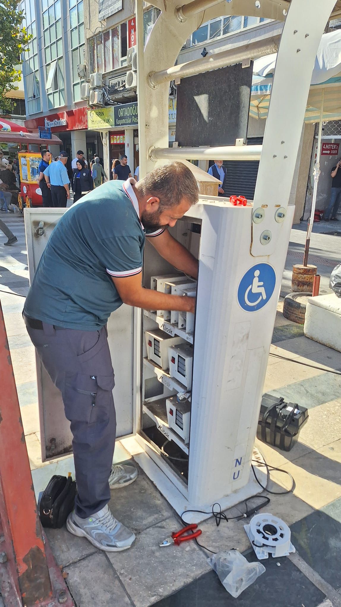 Engelli Şarj İstasyonlarının Bakımı Devam Ediyor