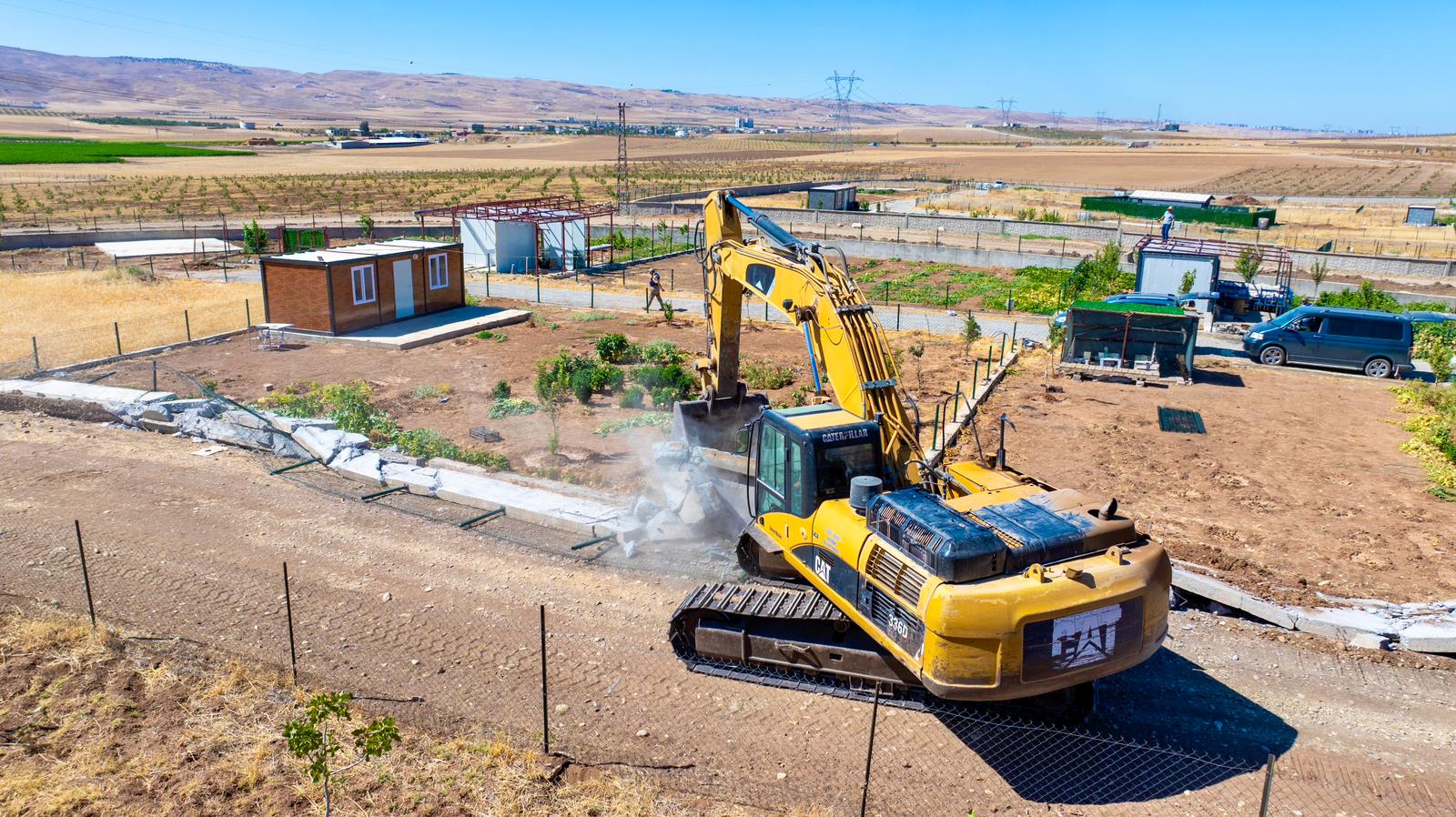 Ruhsatsız Hobi Bahçesi Yıkıldı