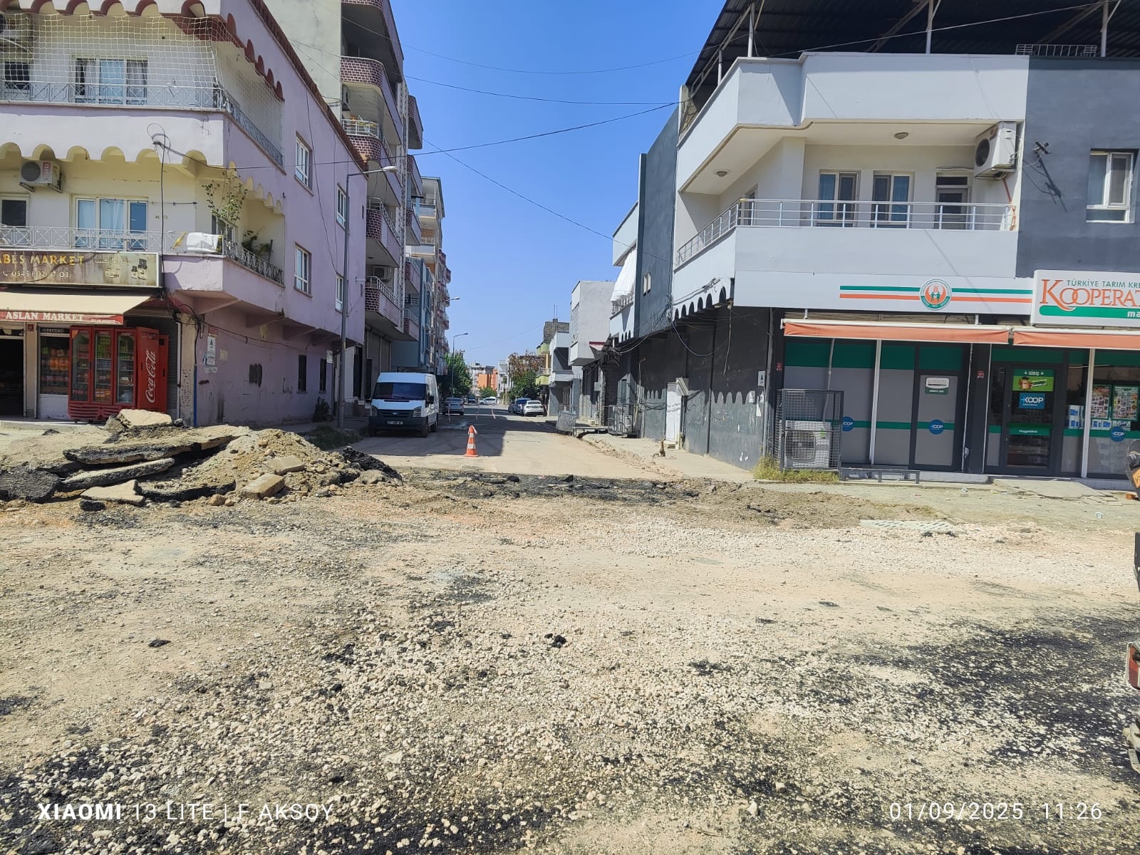 Hürriyet Mahallesi Esnafı Asfalt Çalışmalarından Mağdur