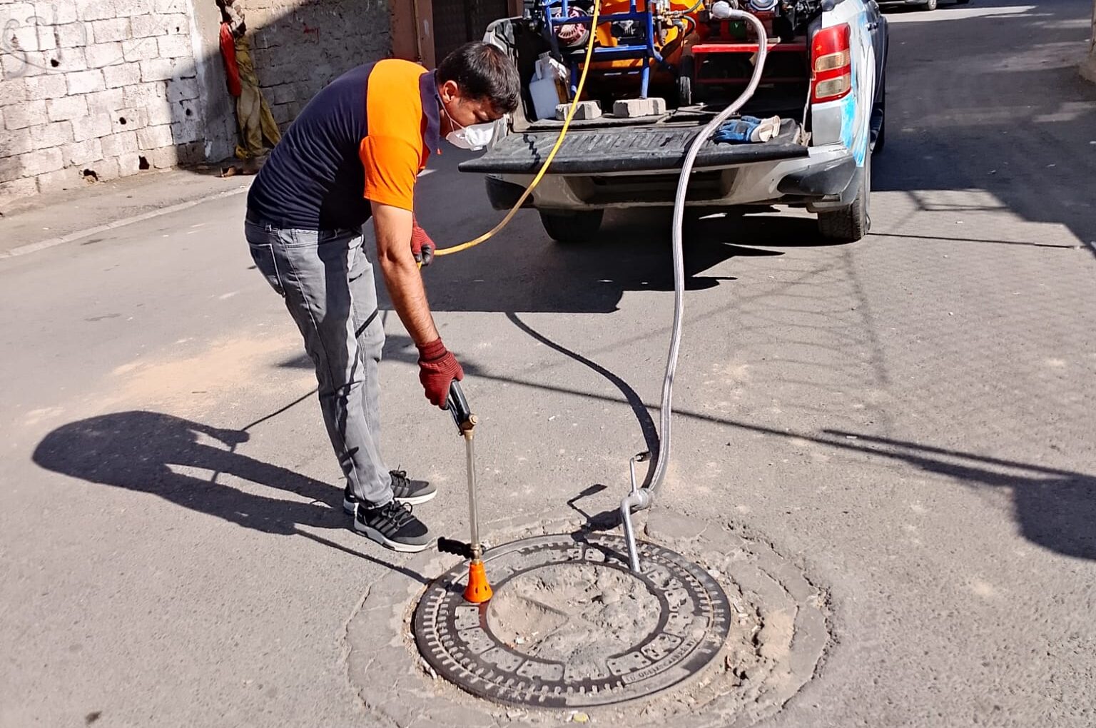 18 Bin Baca Ve Kanalizasyon Gideri İlaçlandı