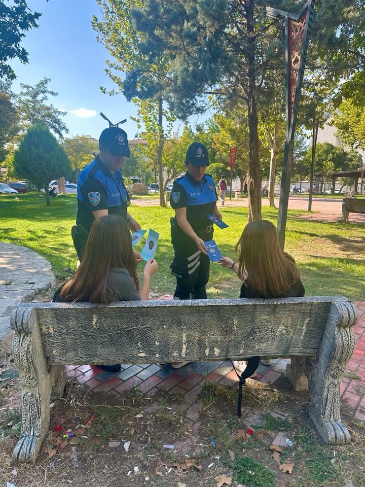 Emniyetten Raman Mahallesi’nde Vatandaşlara Bilgilendirme Çalışması