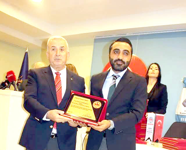 Batmanlı İş Adamı Enes Nasıroğlu’na Geleneksel Başarı Ödülü