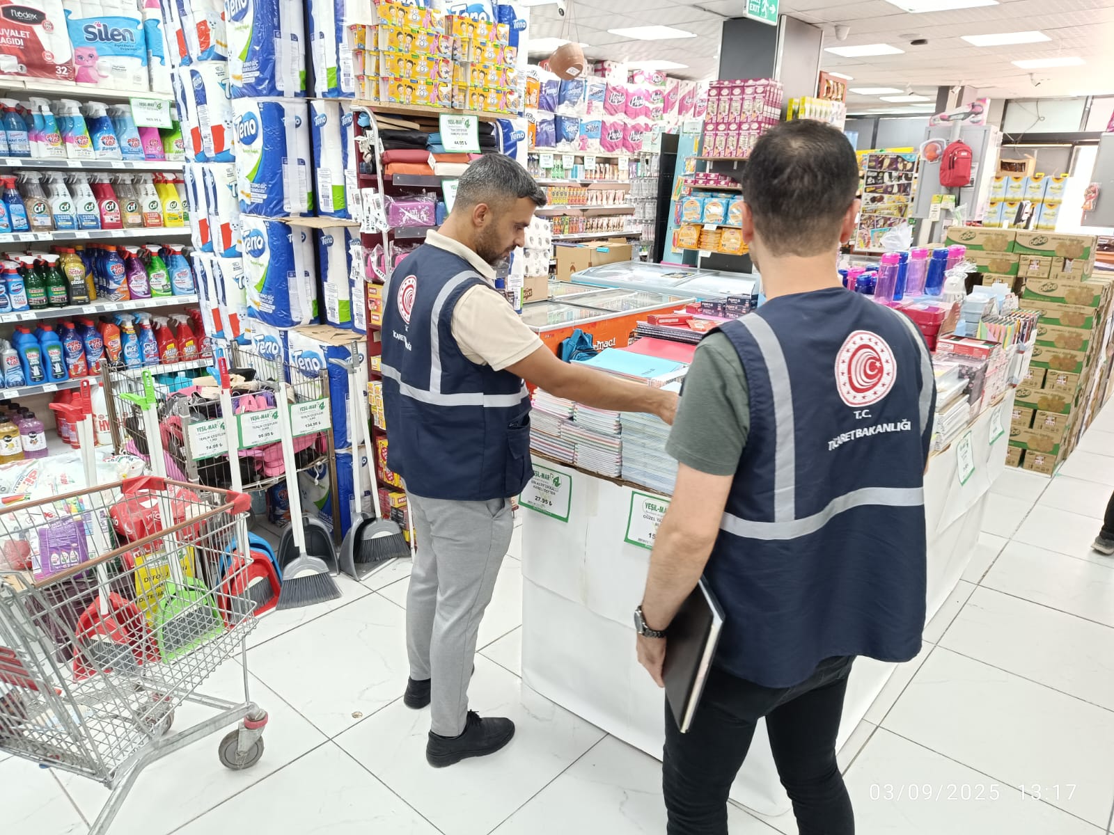 Kırtasiyeler denetlendi