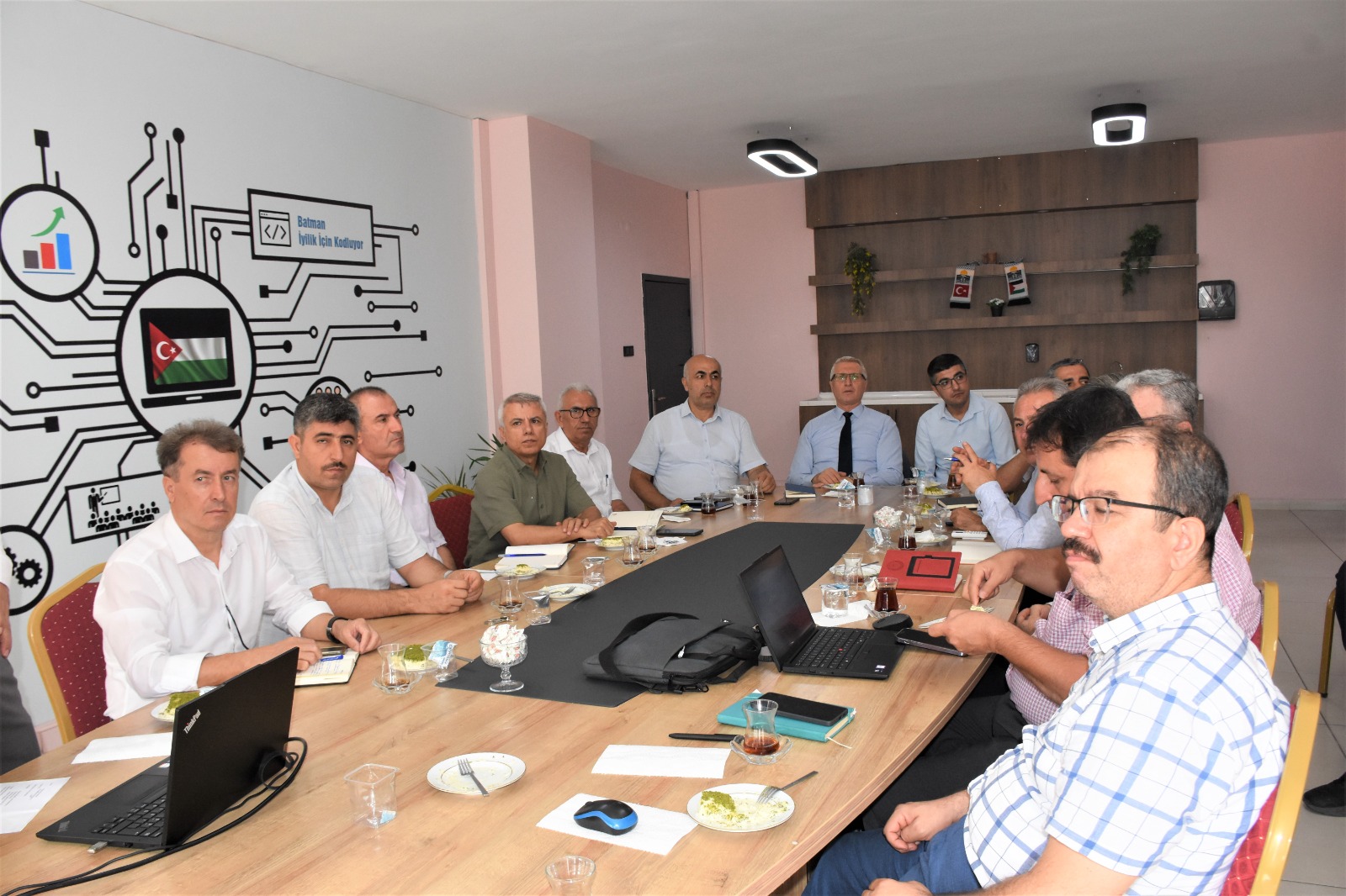 MEB Dijital Platformları Bilgilendirme Eğitimi