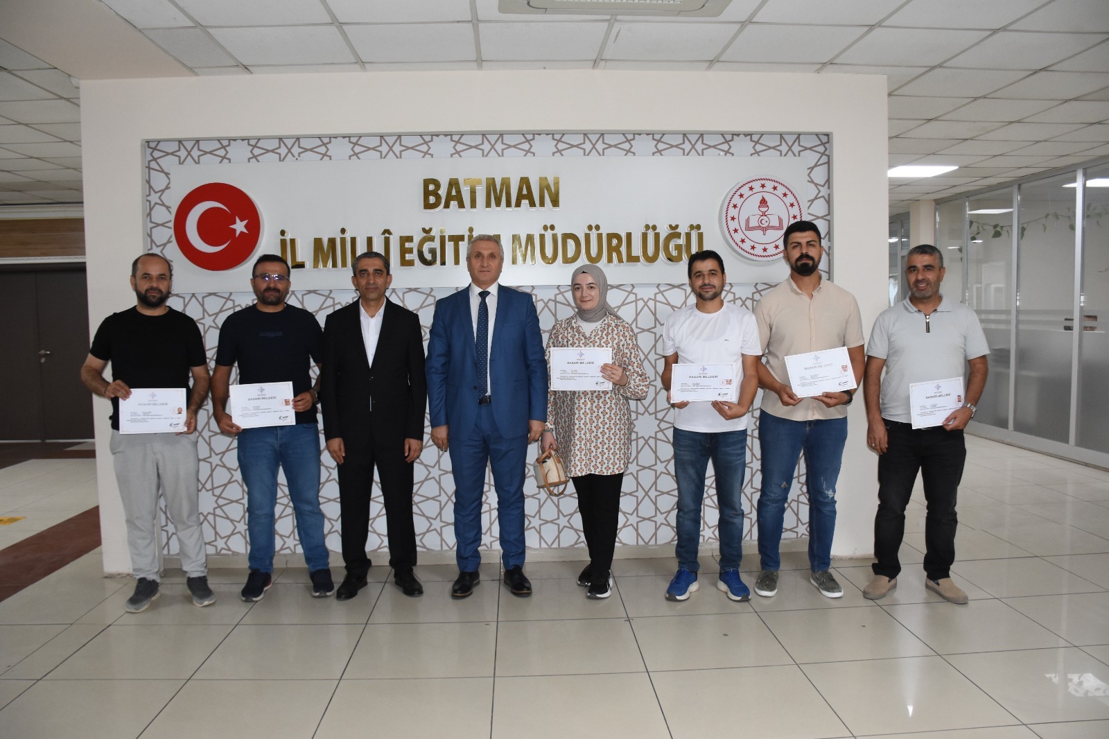 Özverili Öğretmenlere Başarı belgesi