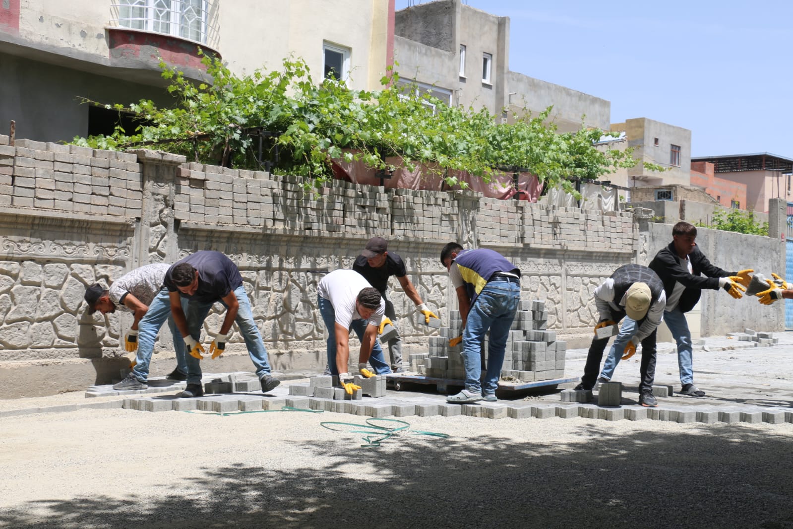 225 Bin Metrekare Parke Taşı Döşendi