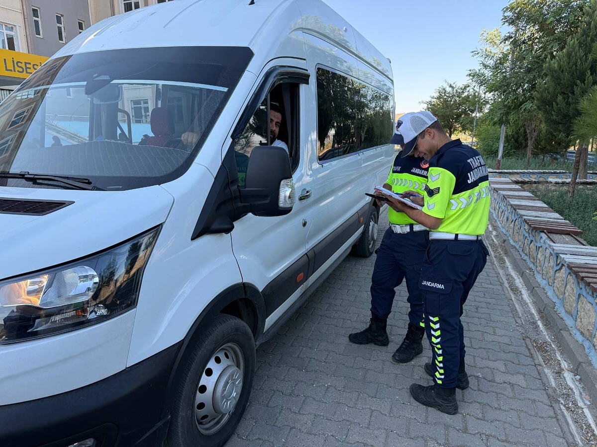 Sason’da Okul Servislerinde Güvenlik Denetimleri Başladı