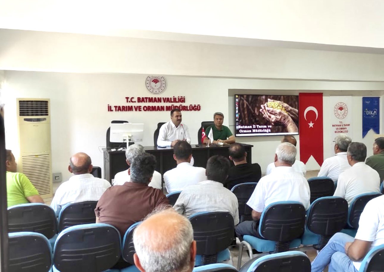 Sera Projeleri Hakkında Çiftçilere Bilgilendirme Toplantısı